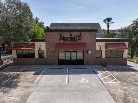 Retail in DeLand FL 309 N Woodland Boulevard.jpg