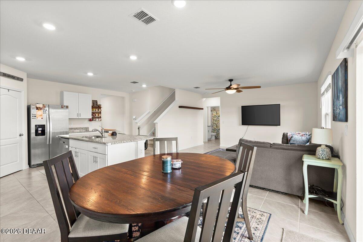 1317 Middle Lake Dr, Ormond Beach, FL 32174 photo