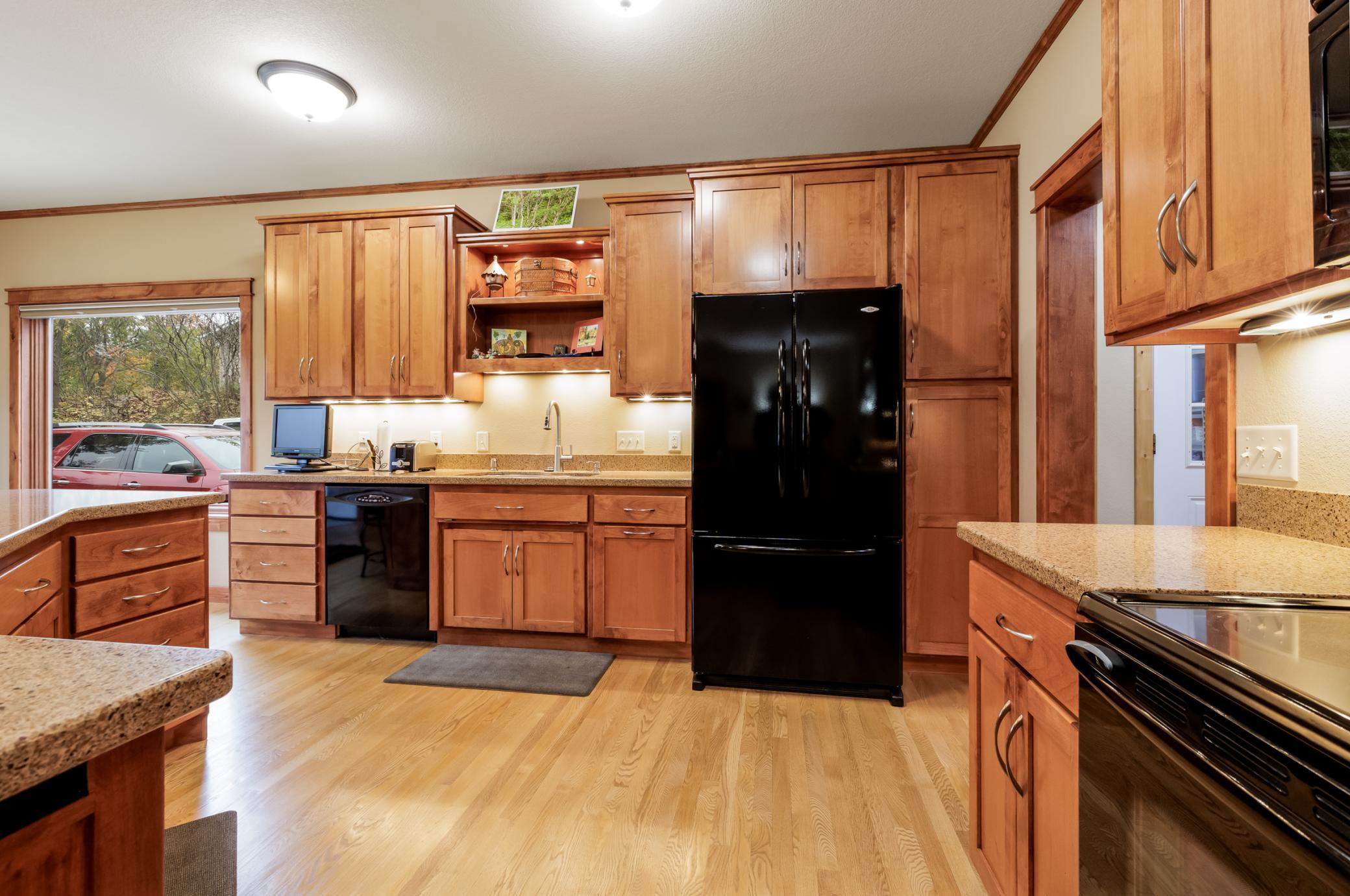 204 Ridge Dr, Brainerd, MN 56401 photo