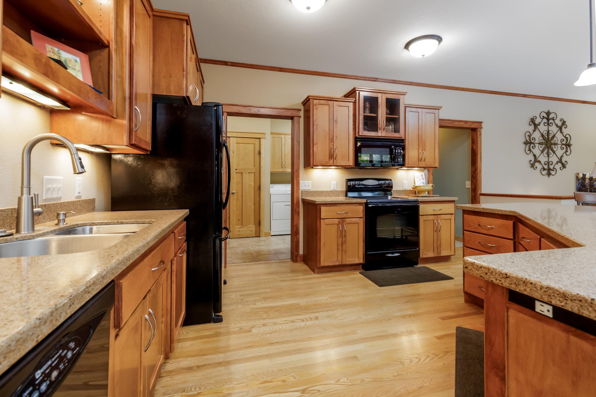204 Ridge Dr, Brainerd, MN 56401 photo