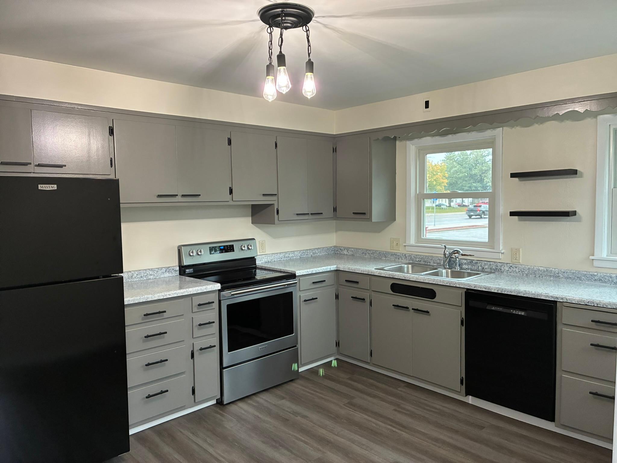 301 W Broadway, Little Falls, MN 56345 photo