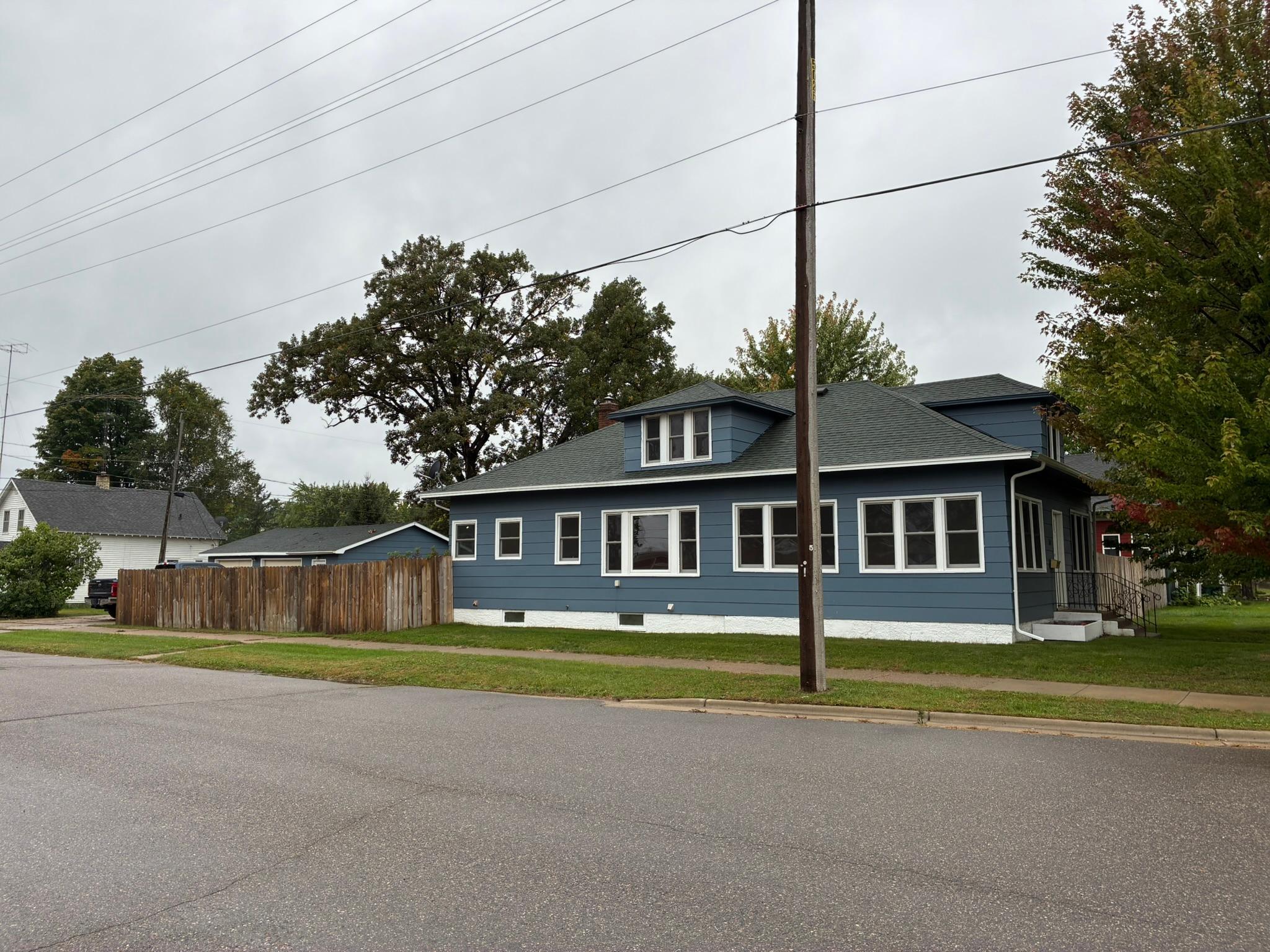 301 W Broadway, Little Falls, MN 56345 photo