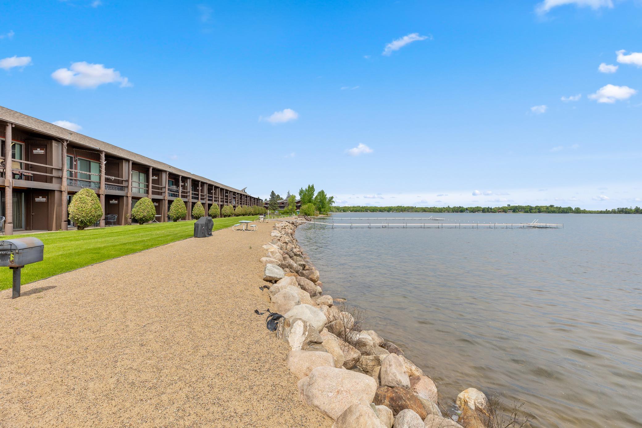 9201 Breezy Point Dr #103, Pequot Lakes, MN 56472 photo