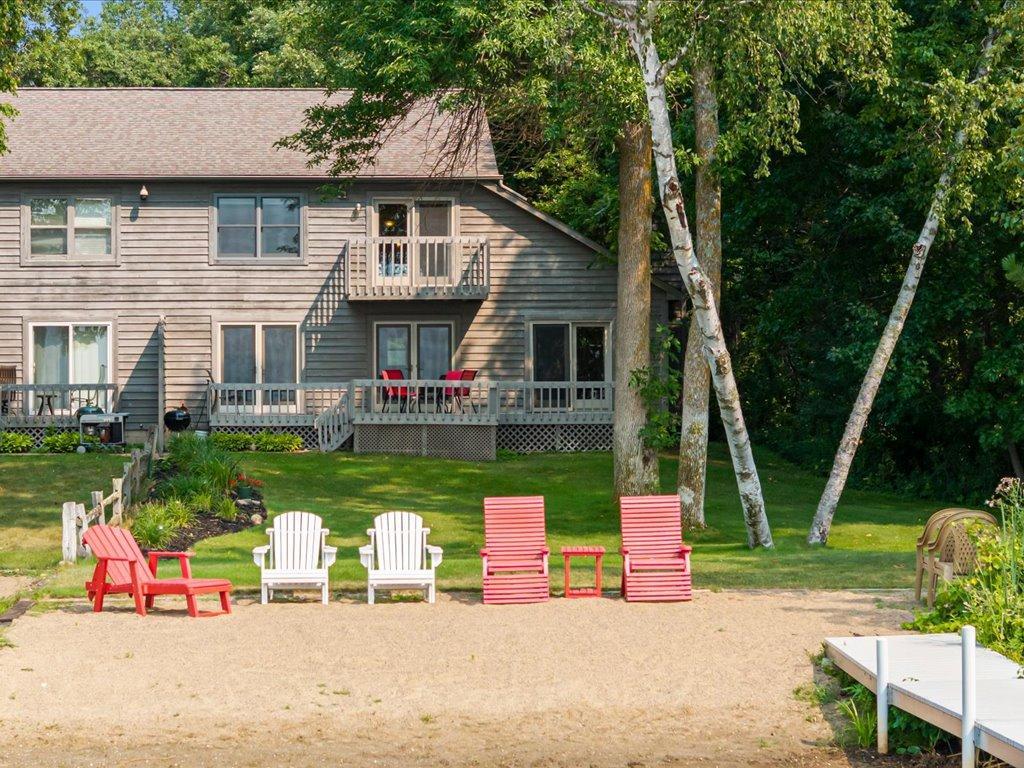 30926 Lakeview Dr, Pequot Lakes, MN 56472