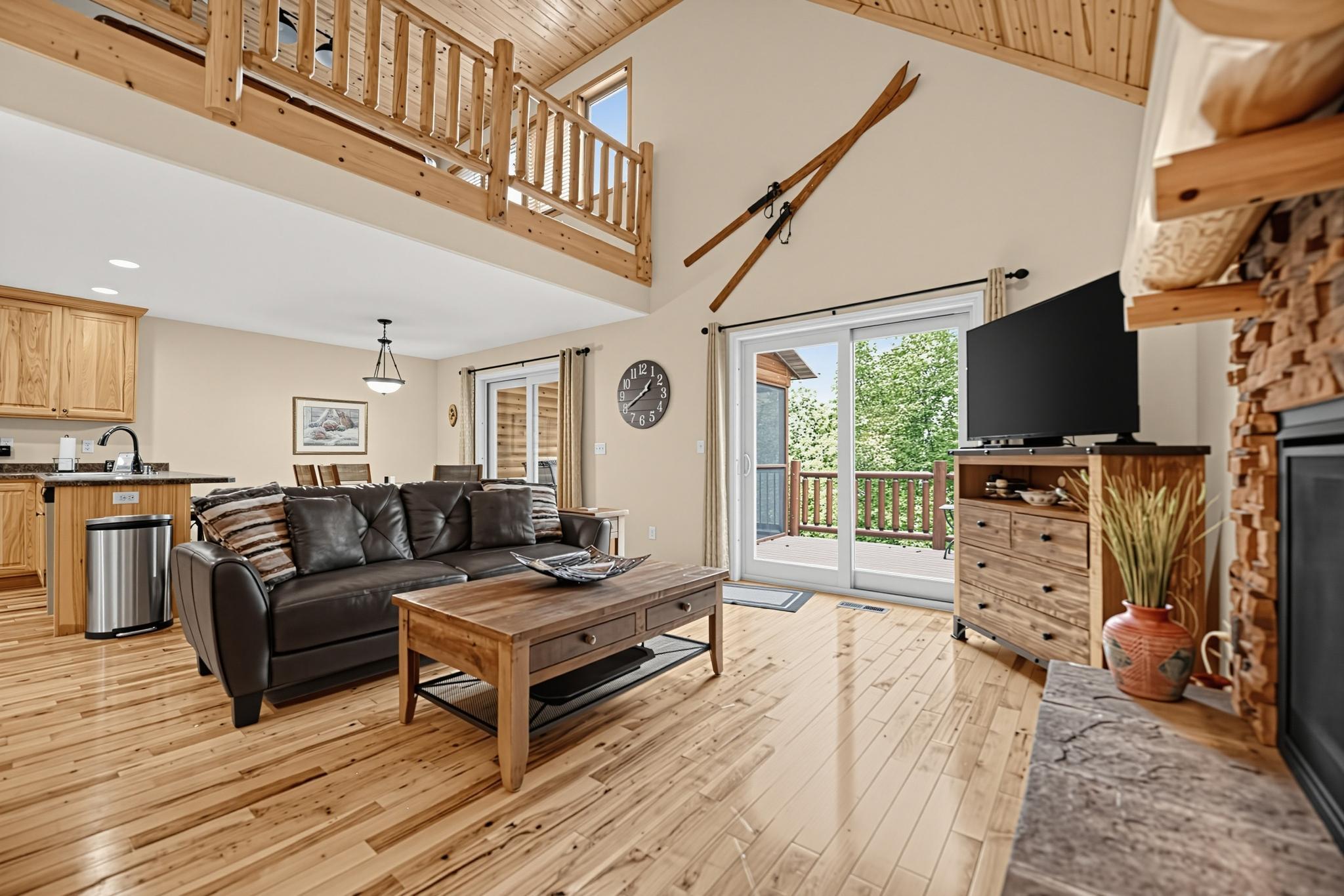 6336 Wilderness Rd, Pequot Lakes, MN 56472