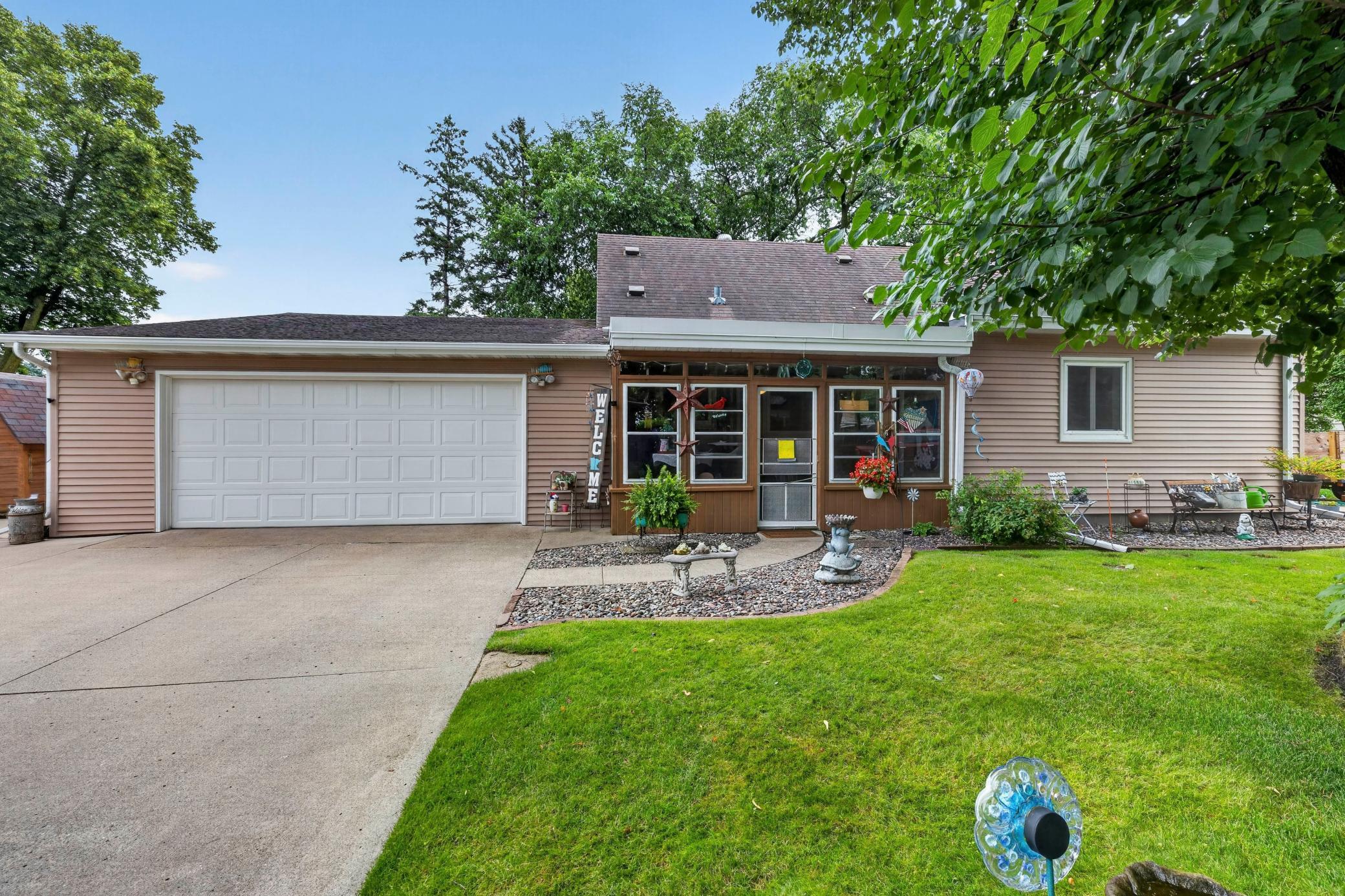 1112 Pine Tree Blvd, Little Falls, MN 56345 photo