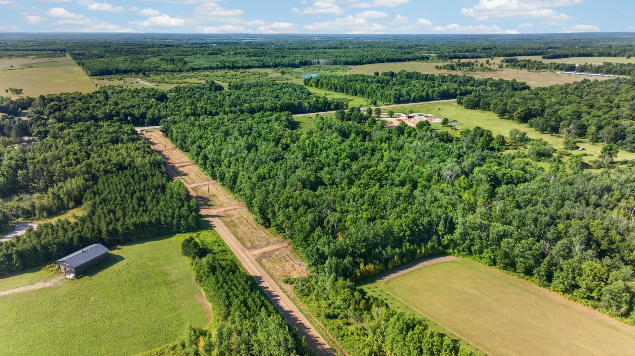 2 25th Ave, Pequot Lakes, MN 56472