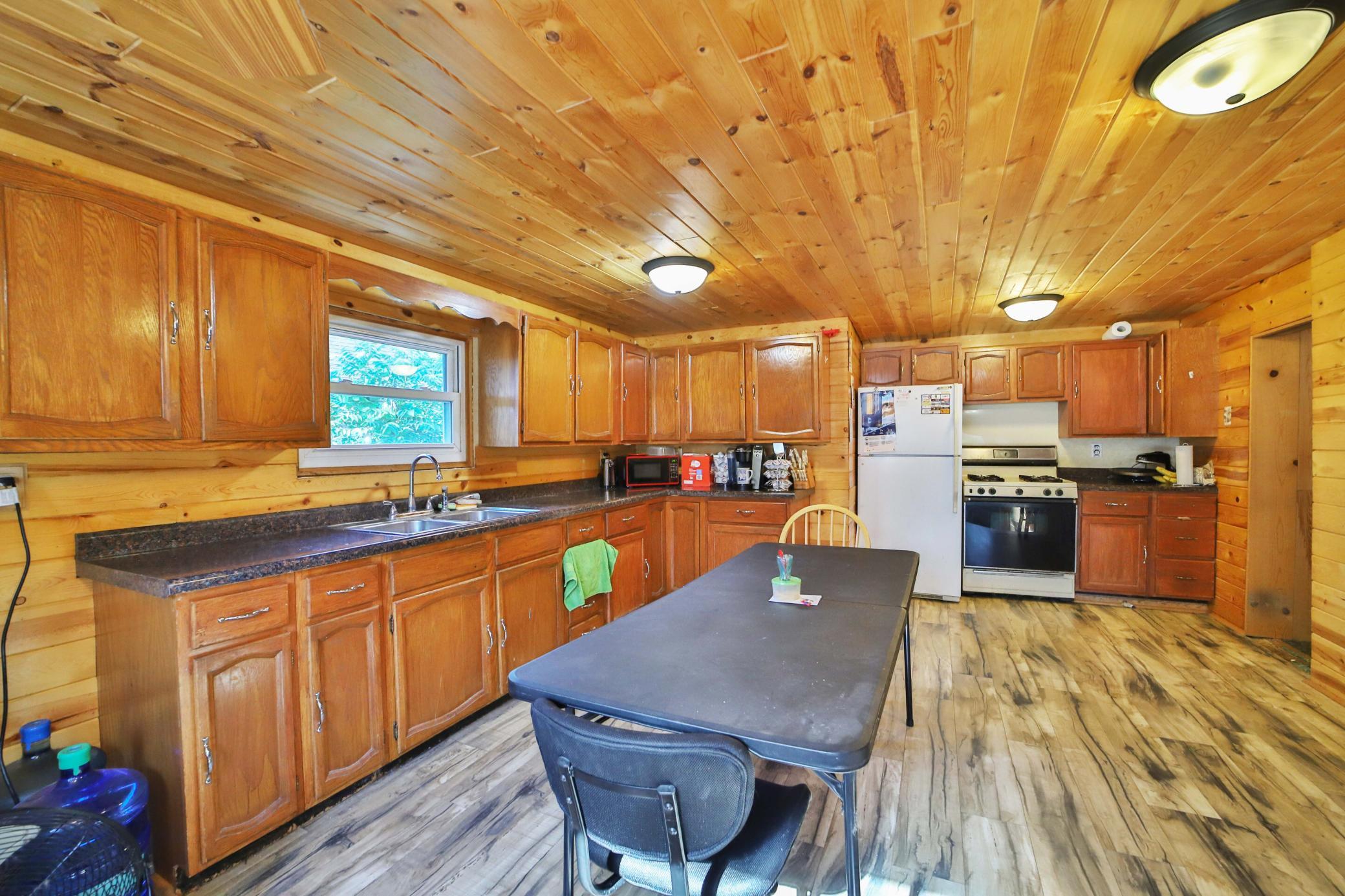 624 N 10th St, Brainerd, MN 56401 photo