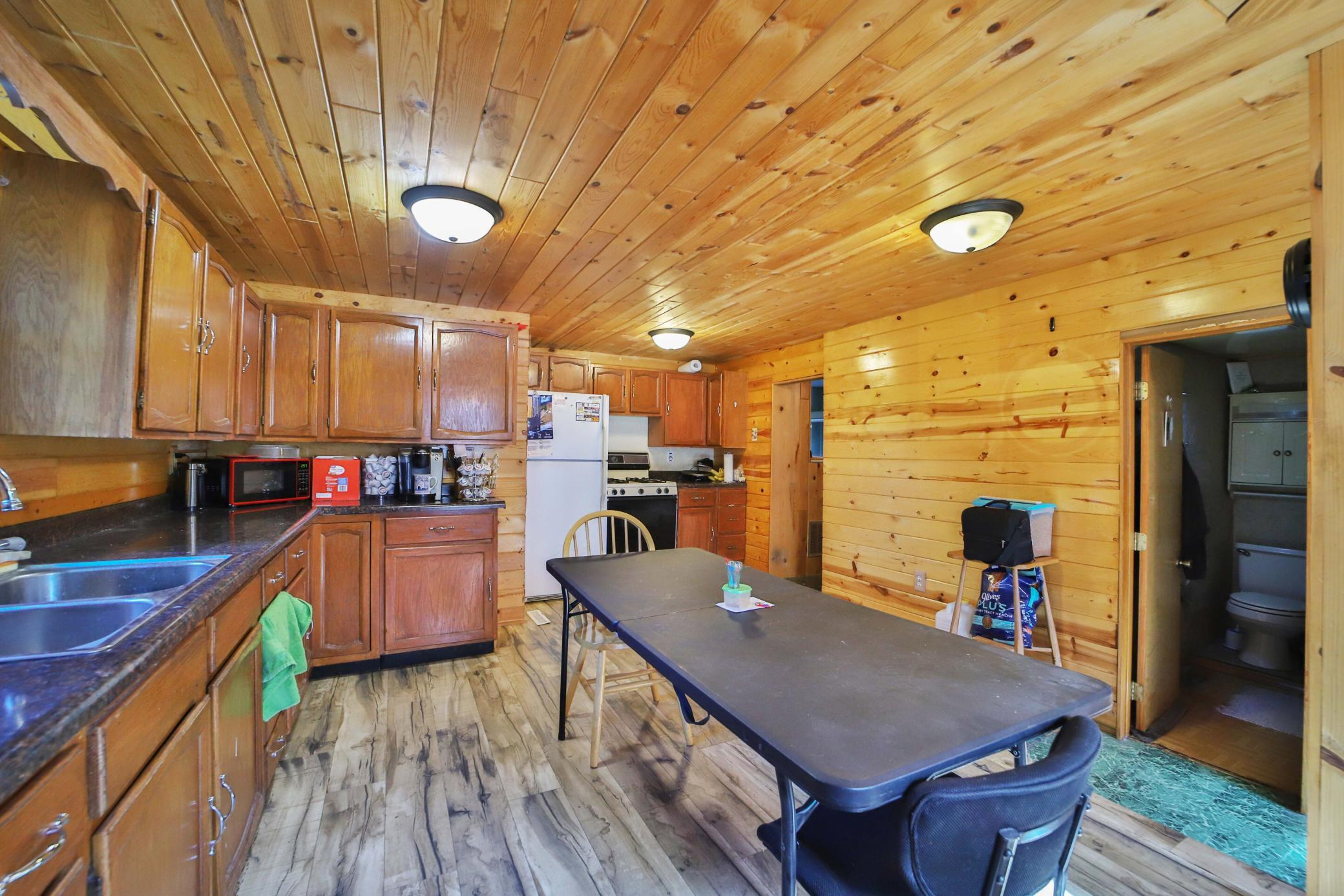 624 N 10th St, Brainerd, MN 56401 photo