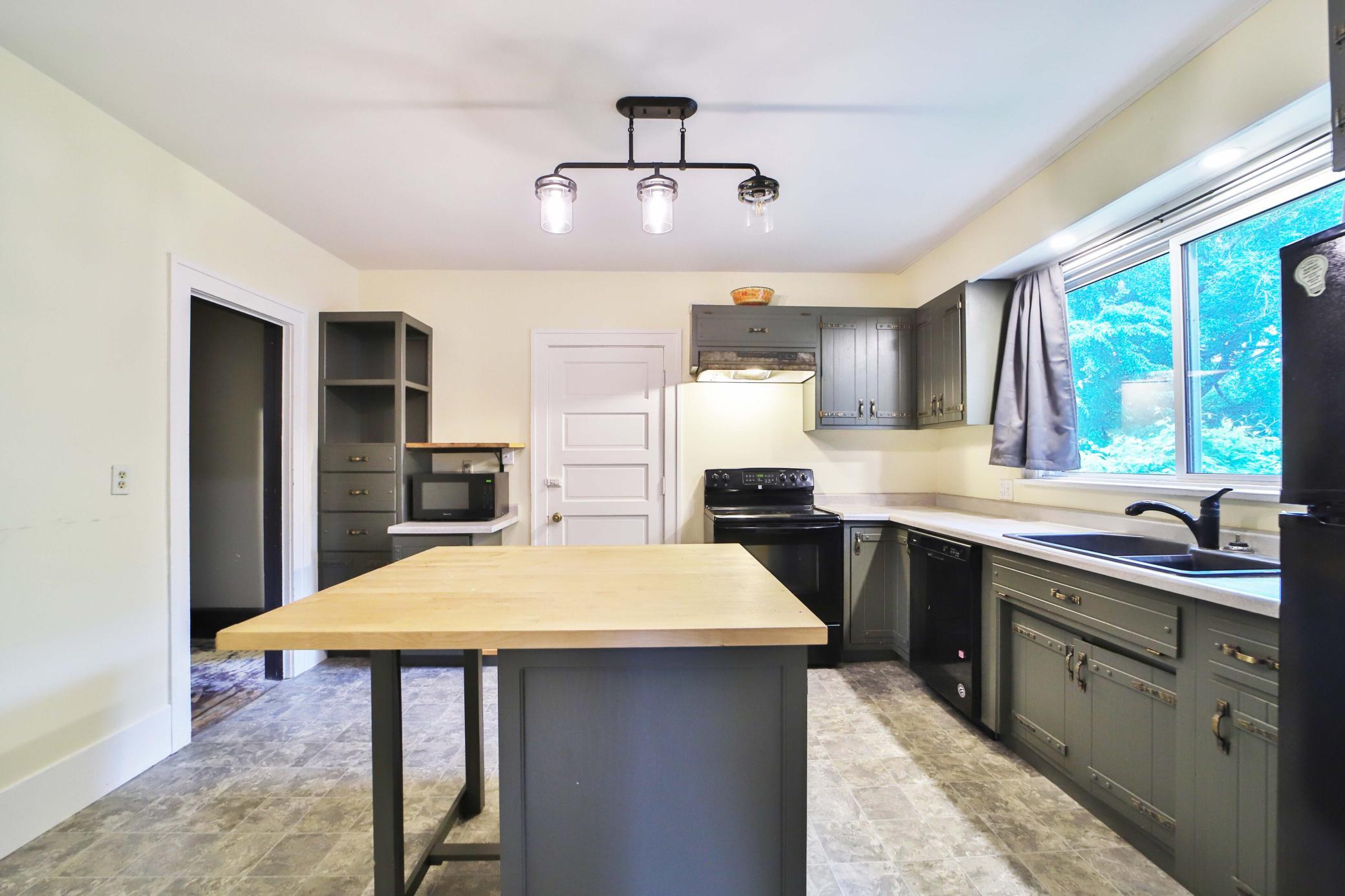 815 Rosewood St, Brainerd, MN 56401 photo