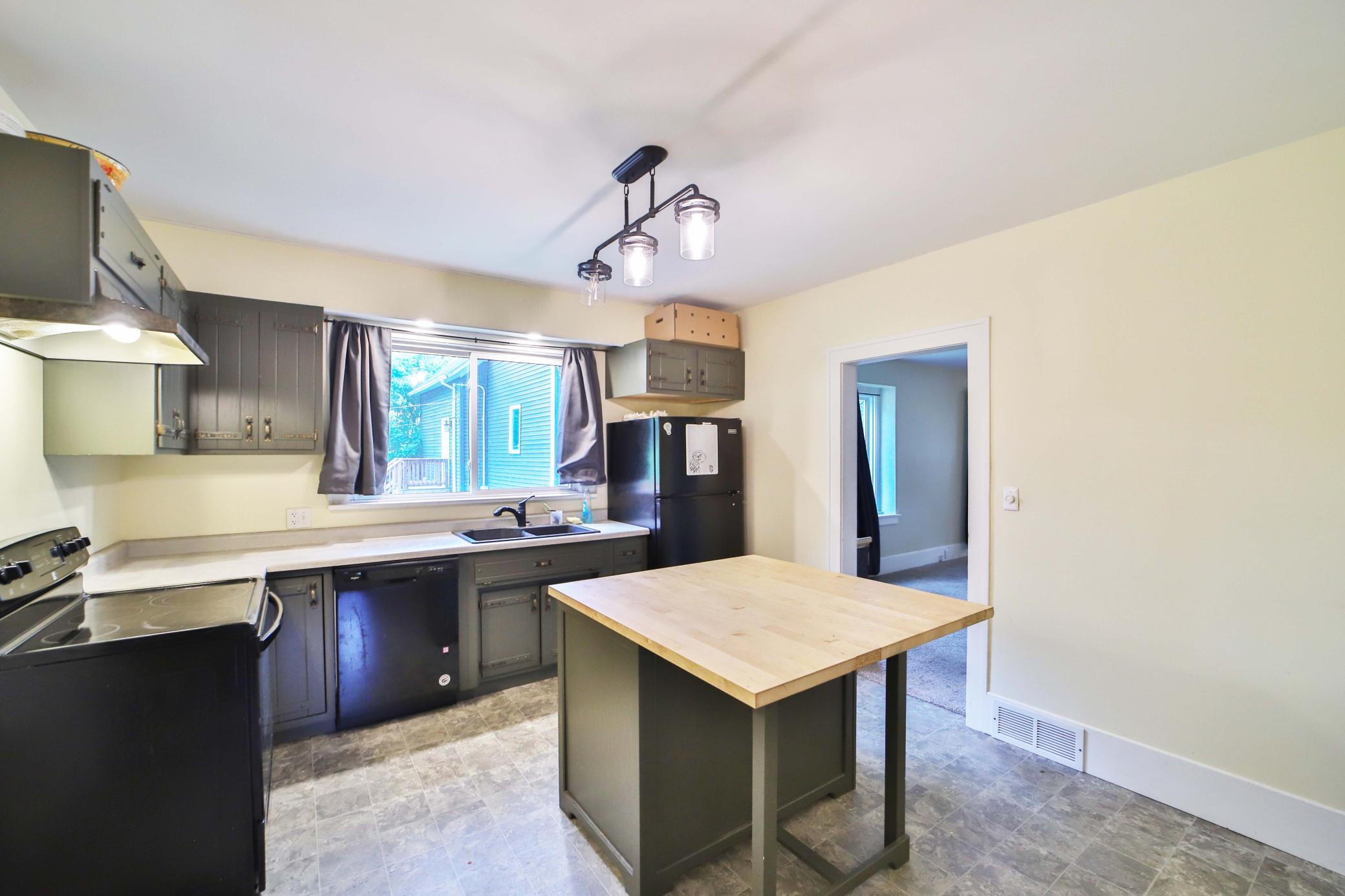 815 Rosewood St, Brainerd, MN 56401 photo