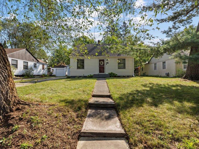 1309 7th St, Brainerd, MN 56401