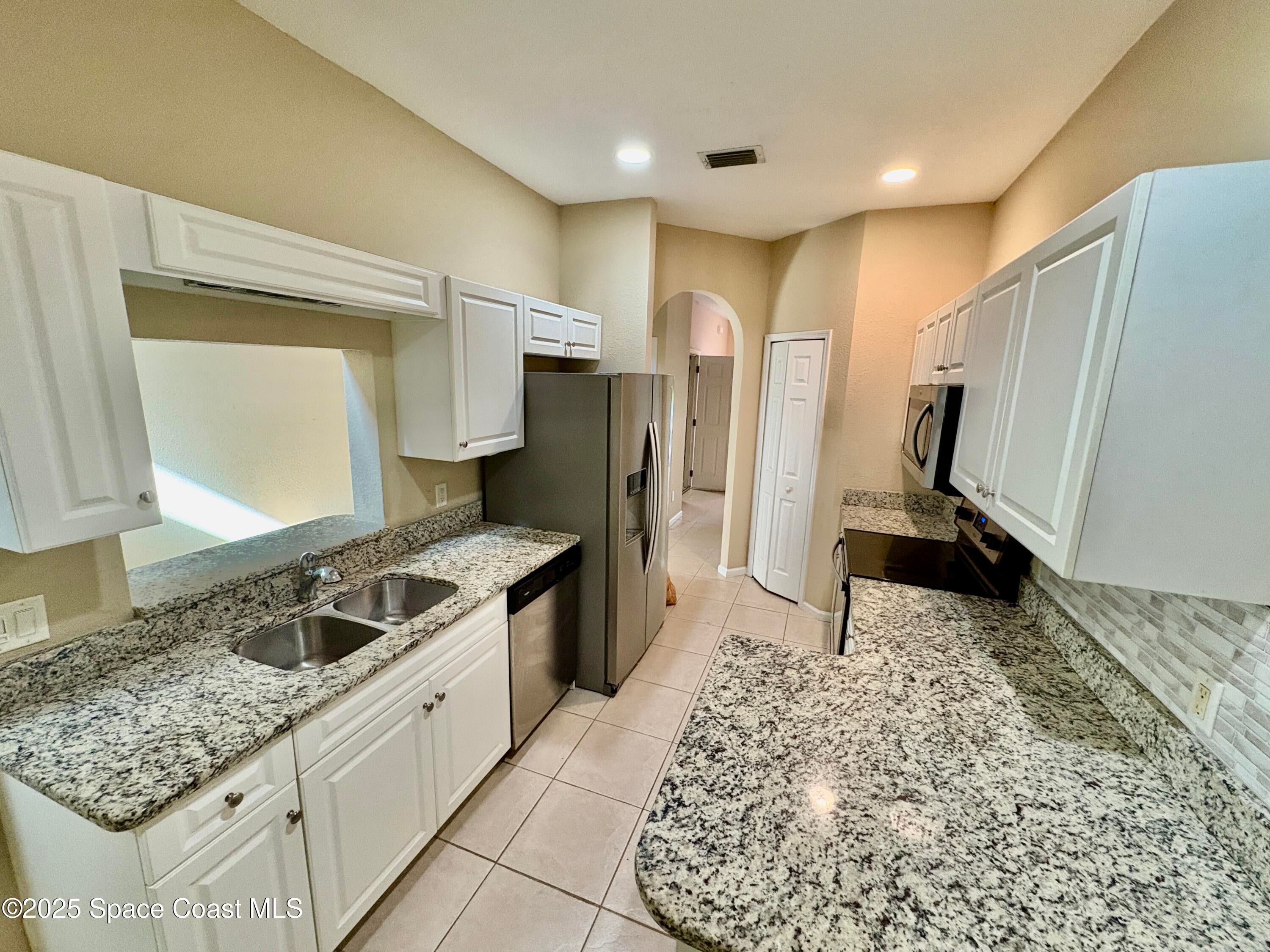 163 King Neptune Ln, Cape Canaveral, FL 32920 photo