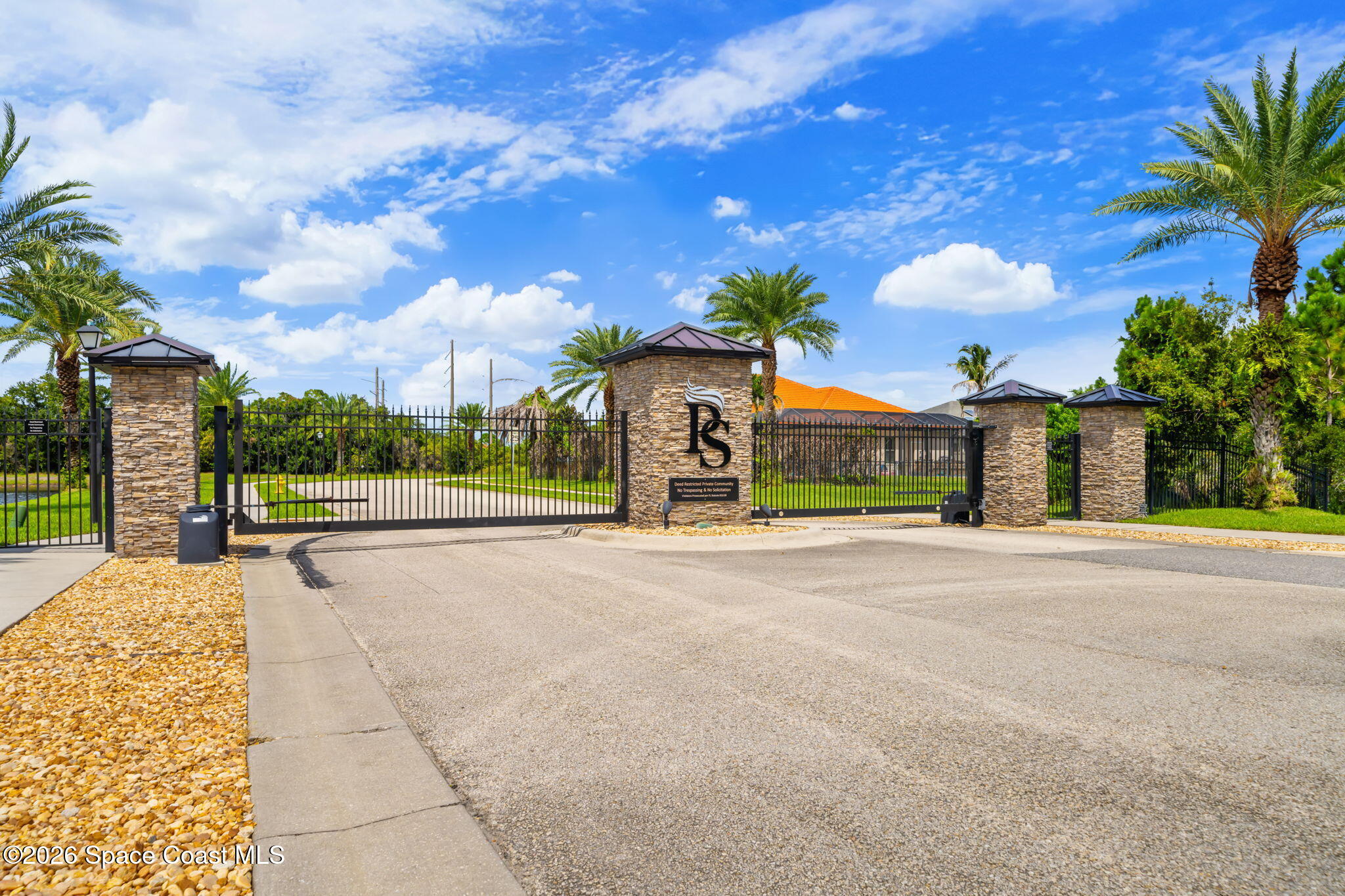 4610 Leo Ln, Melbourne, FL 32935 photo