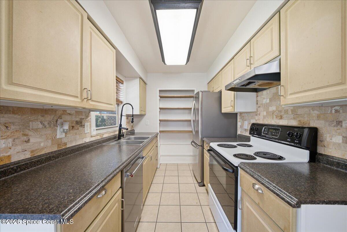 3875 Fay Blvd, Cocoa, FL 32927 photo