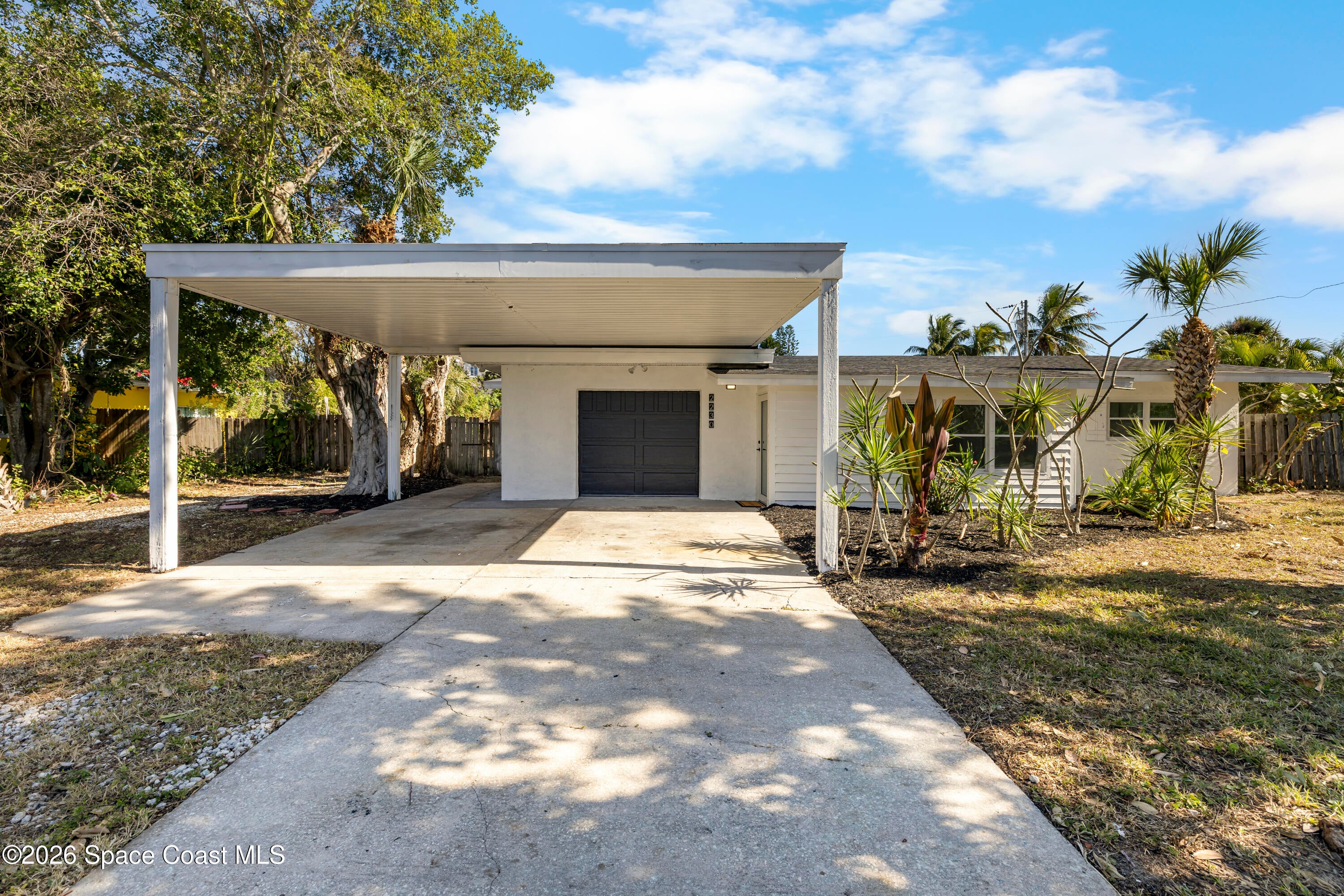2230 Sunset Ave, Indialantic, FL 32903 photo