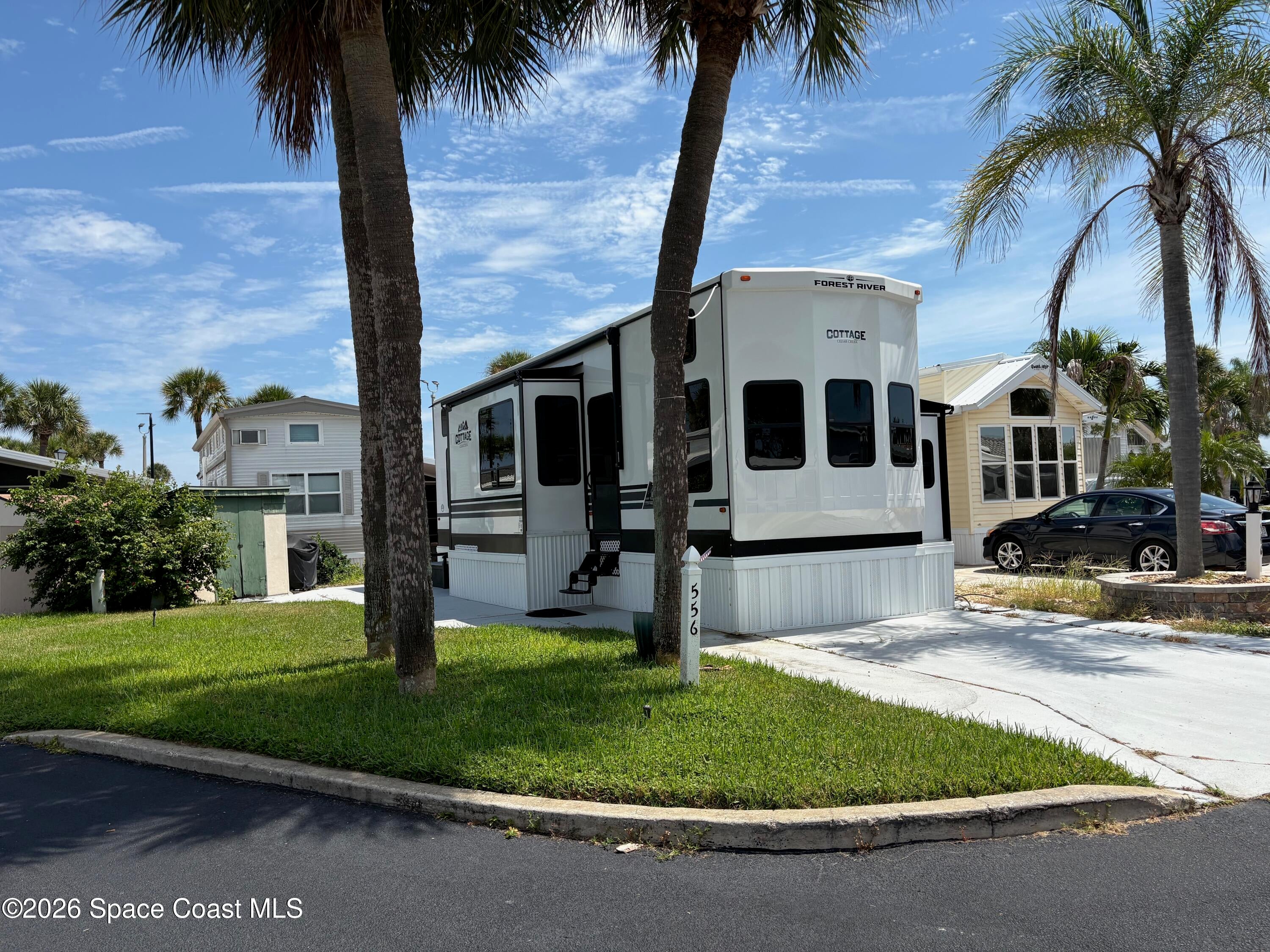 556 Pier Ln, Melbourne Beach, FL 32951
