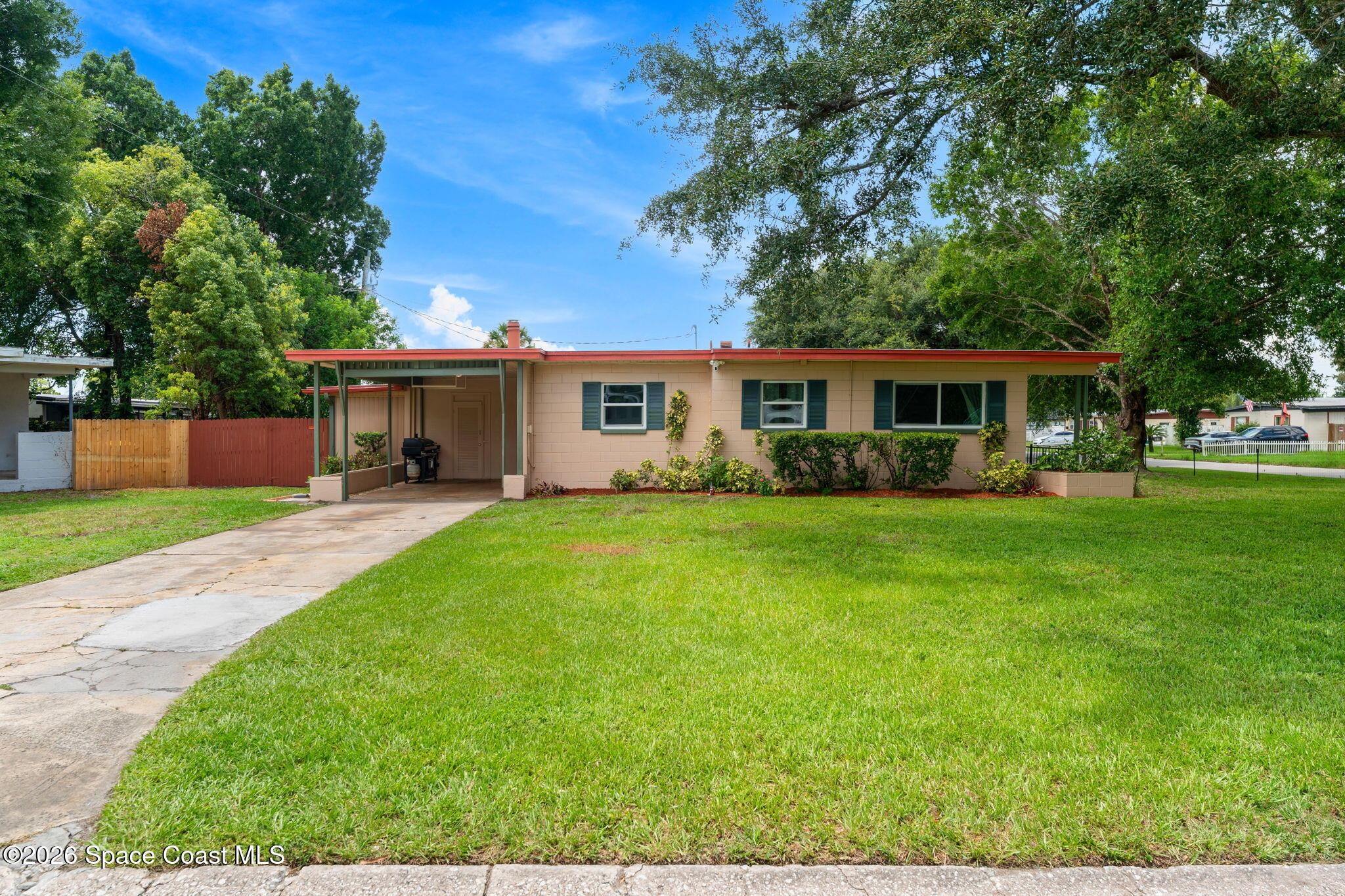 1014 Montclair Rd, Cocoa, FL 32922 photo