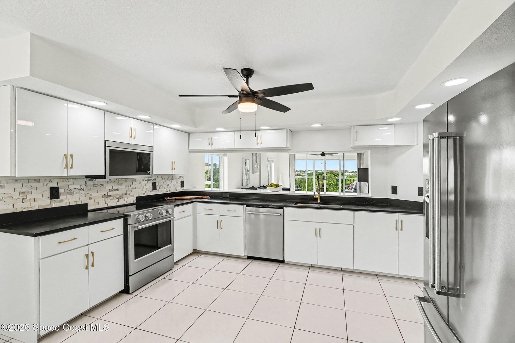 188 Pinellas Ln #301 B, Cocoa Beach, FL 32931 photo
