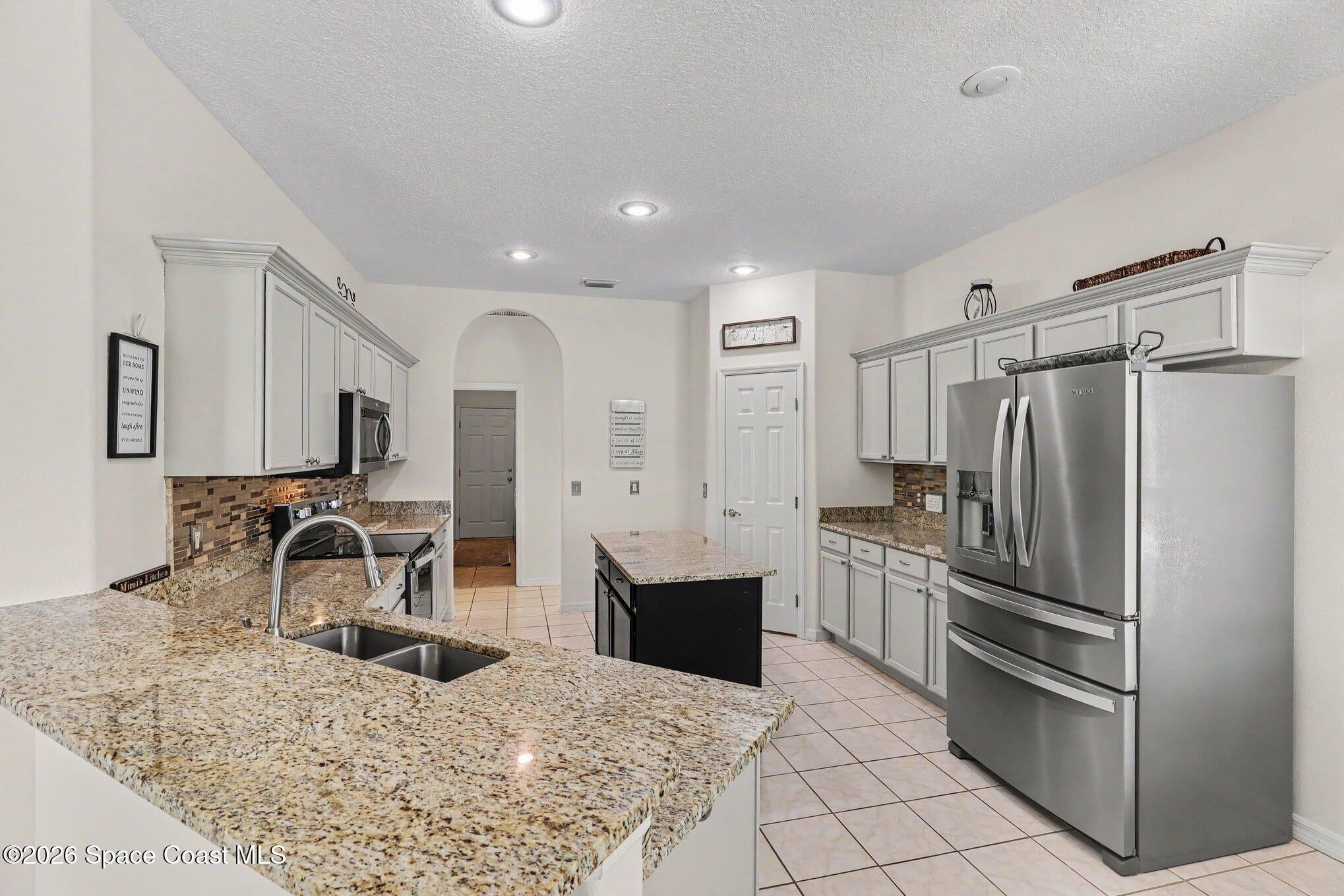 423 Stonehenge Cir, Rockledge, FL 32955 photo