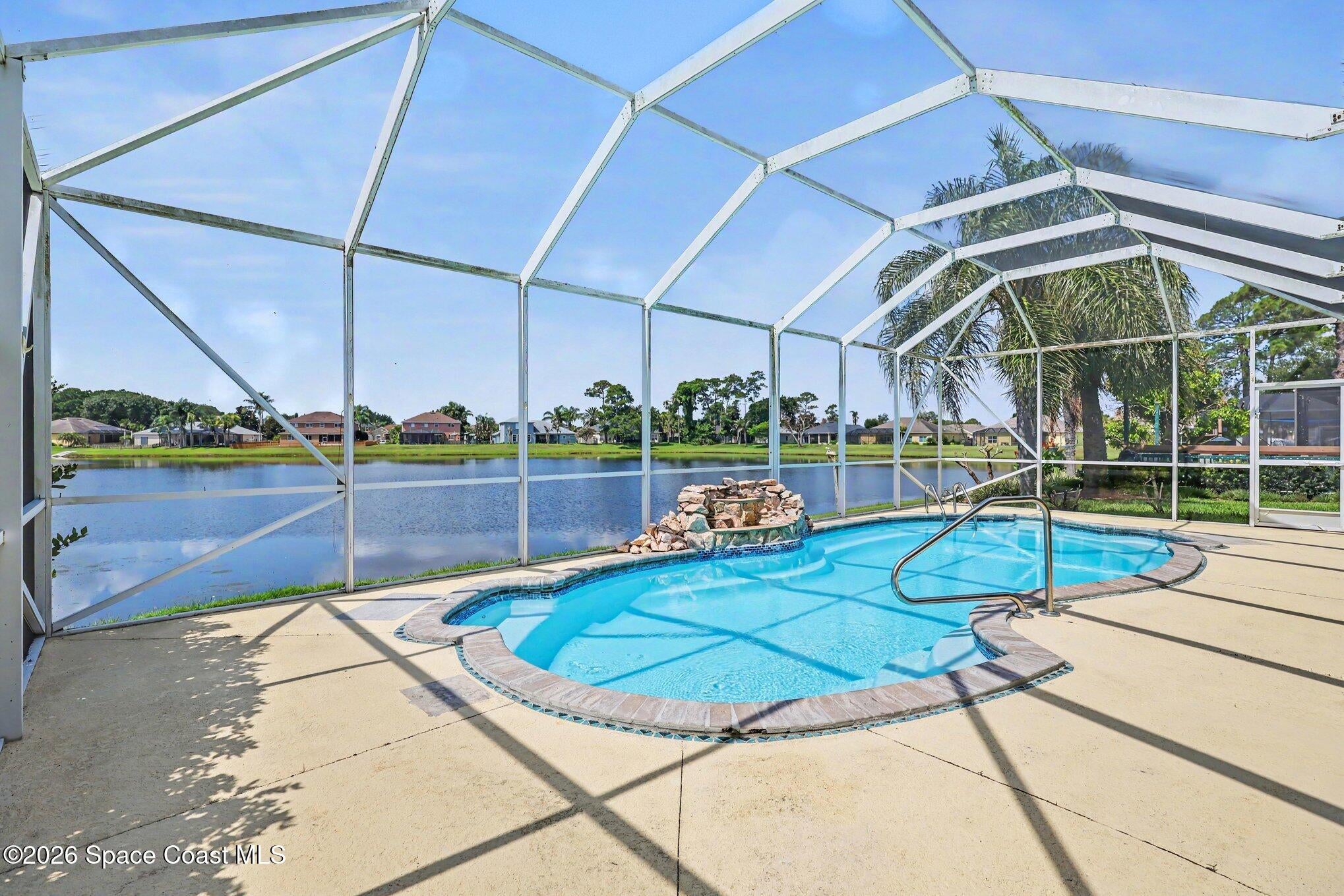 423 Stonehenge Cir, Rockledge, FL 32955 photo