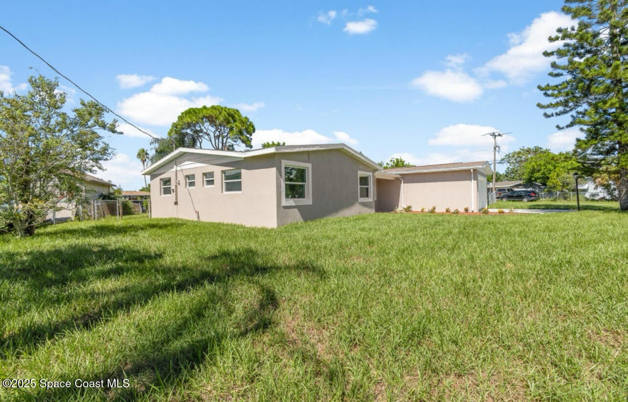 280 Tiki Dr, Merritt Island, FL 32953 photo