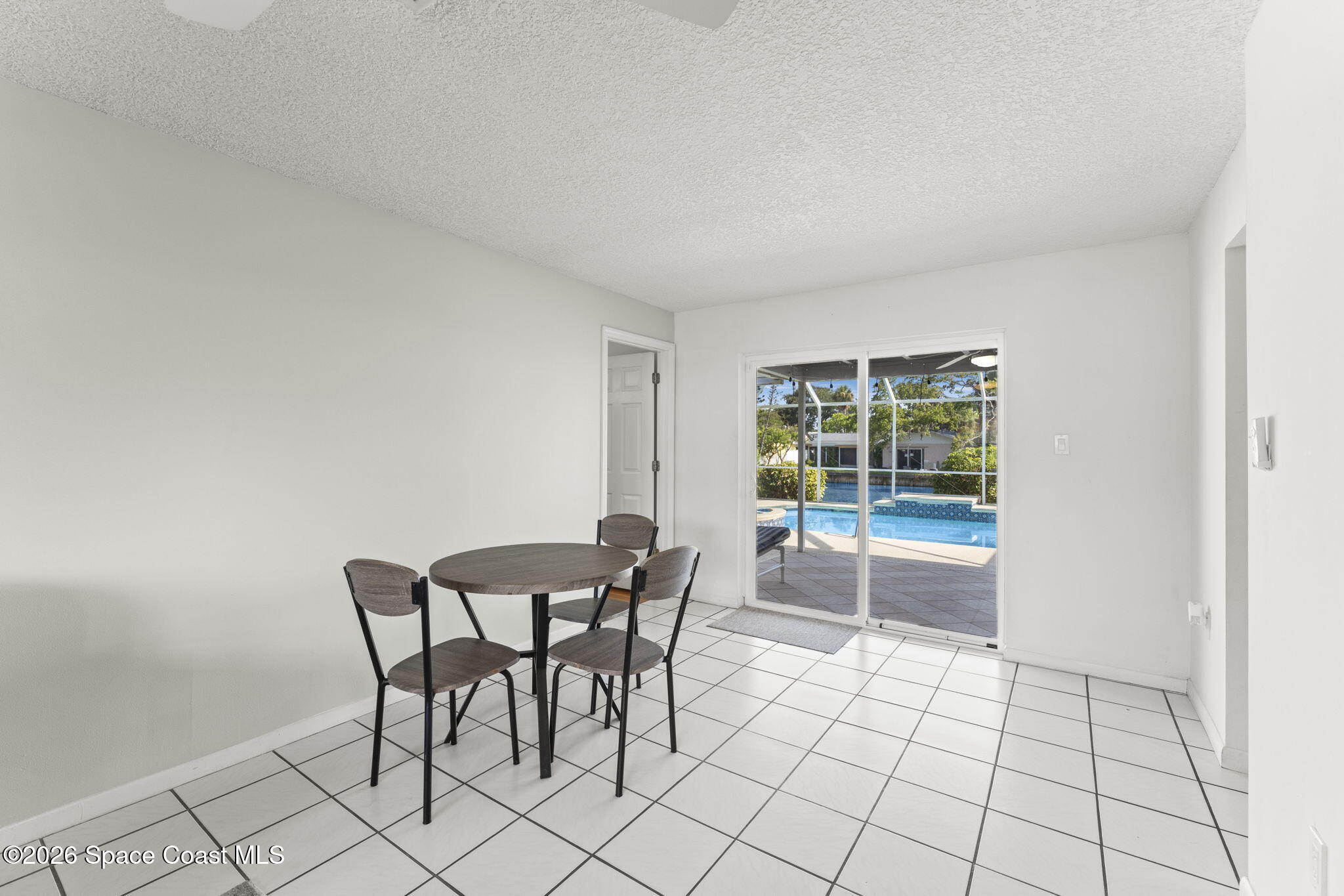 113 Holiday Ln, Cocoa Beach, FL 32931 photo