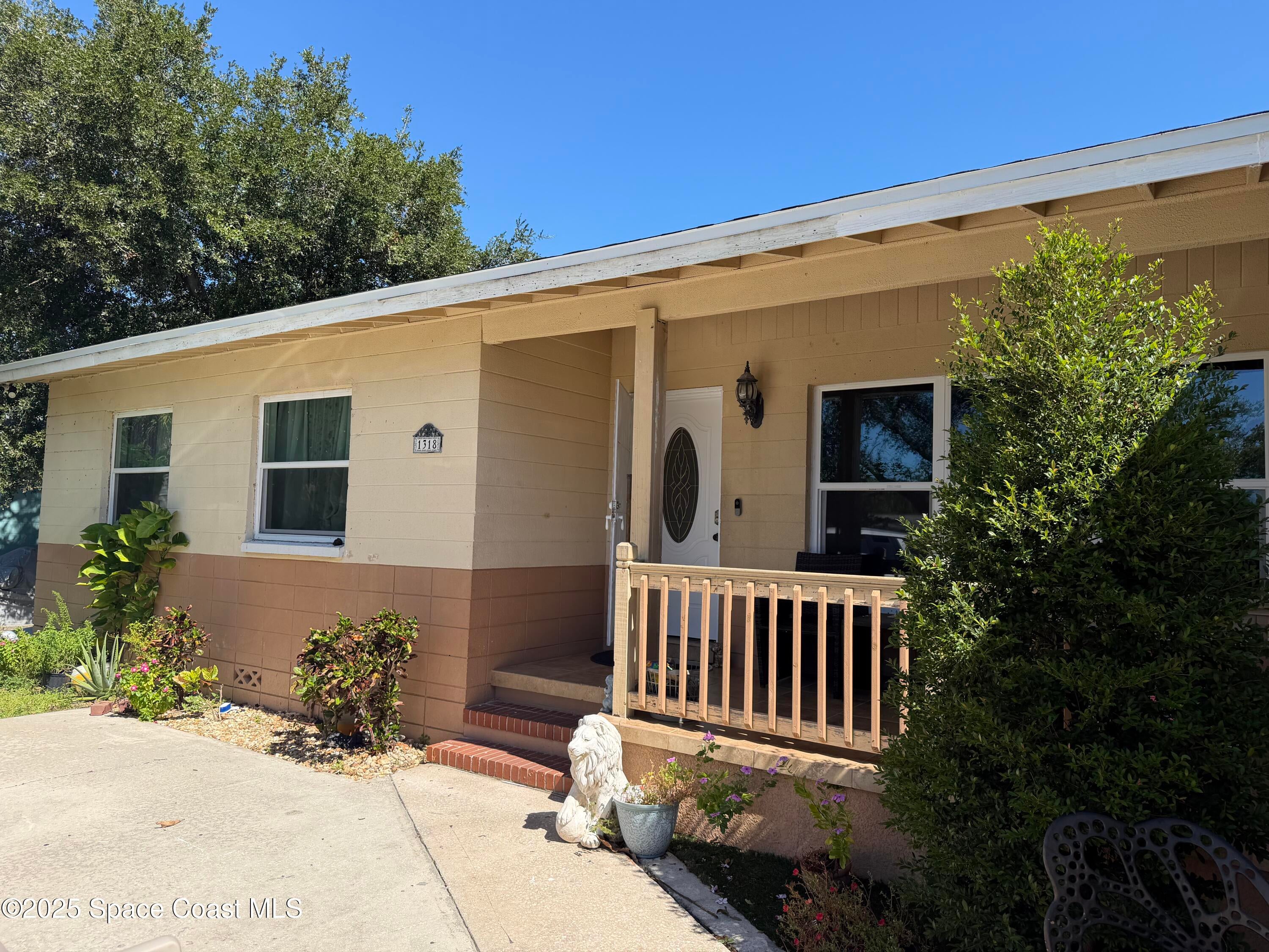 1318 Hillsdale Dr, Cocoa, FL 32922