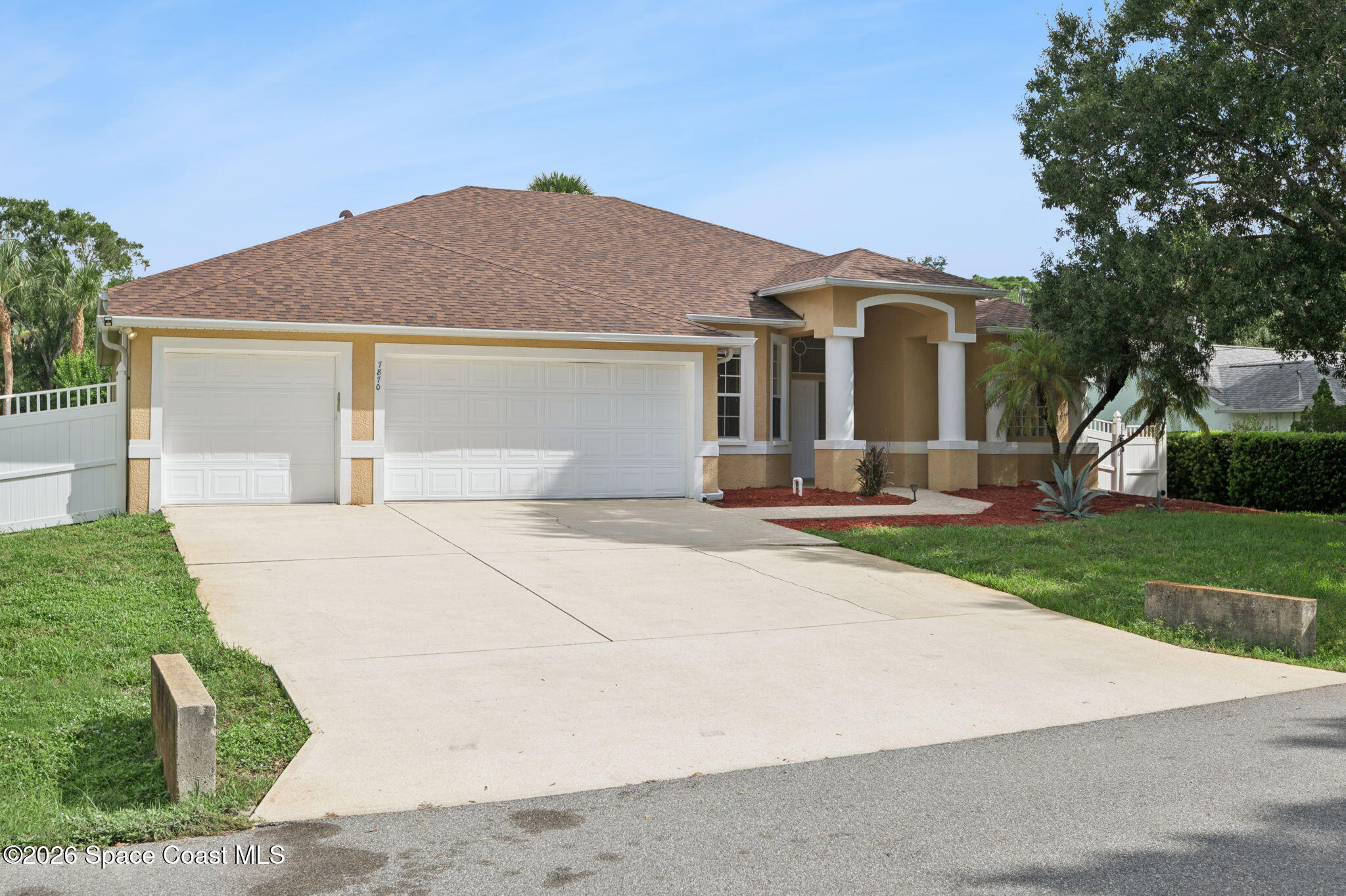 7870 Olive Grove Ave, West Melbourne, FL 32904 photo