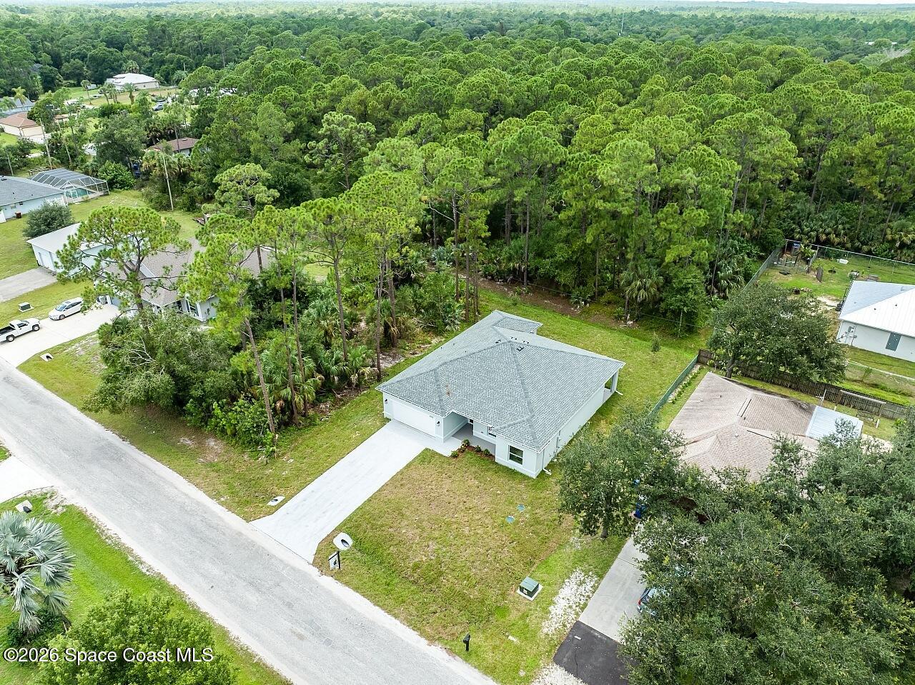 9365 107 Ave, Vero Beach, FL 32967 photo