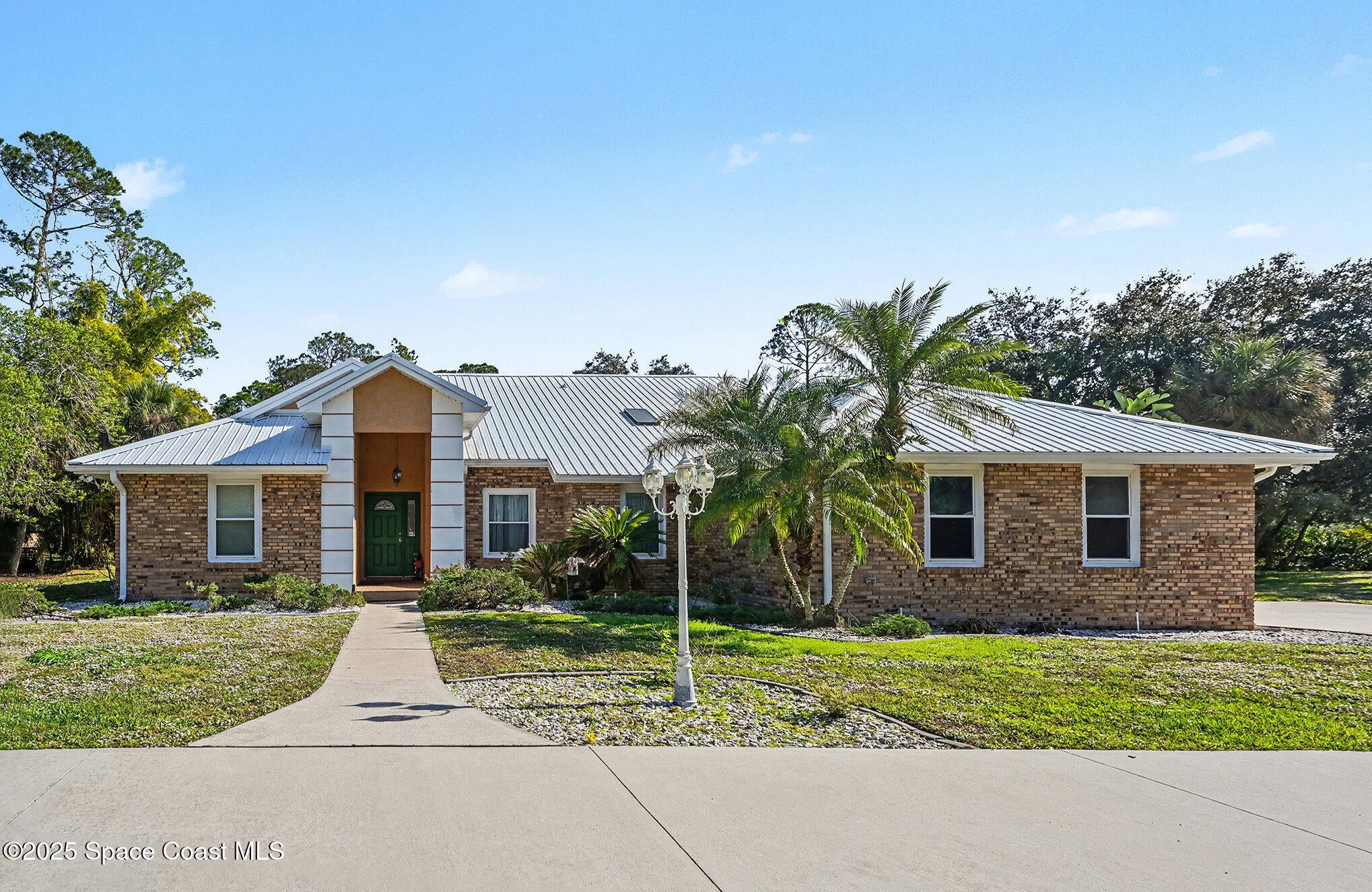 2956 Long Lake Dr, Titusville, FL 32780