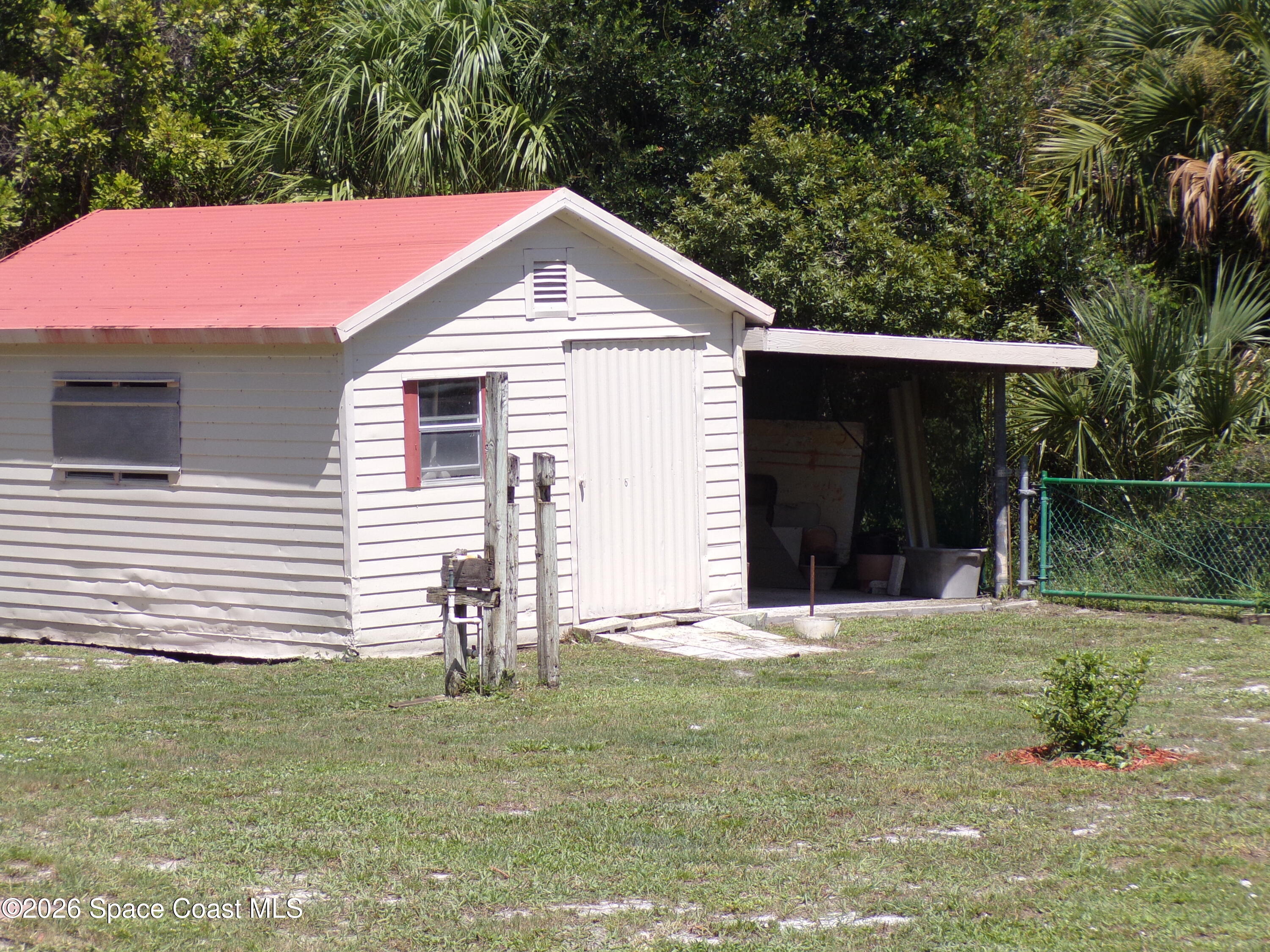 3950 Fooshe Ave, Sebastian, FL 32976 photo