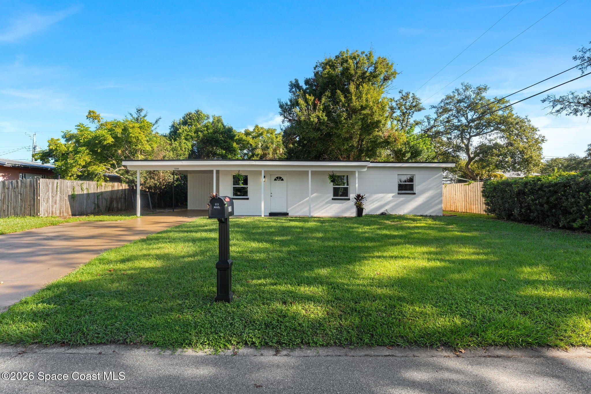 1268 Lakewood Dr, Melbourne, FL 32935