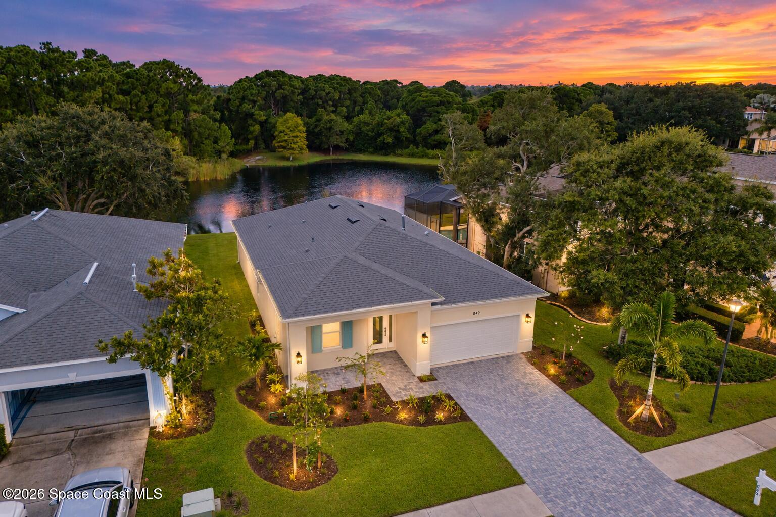 849 Suntree Woods Dr, Melbourne, FL 32940