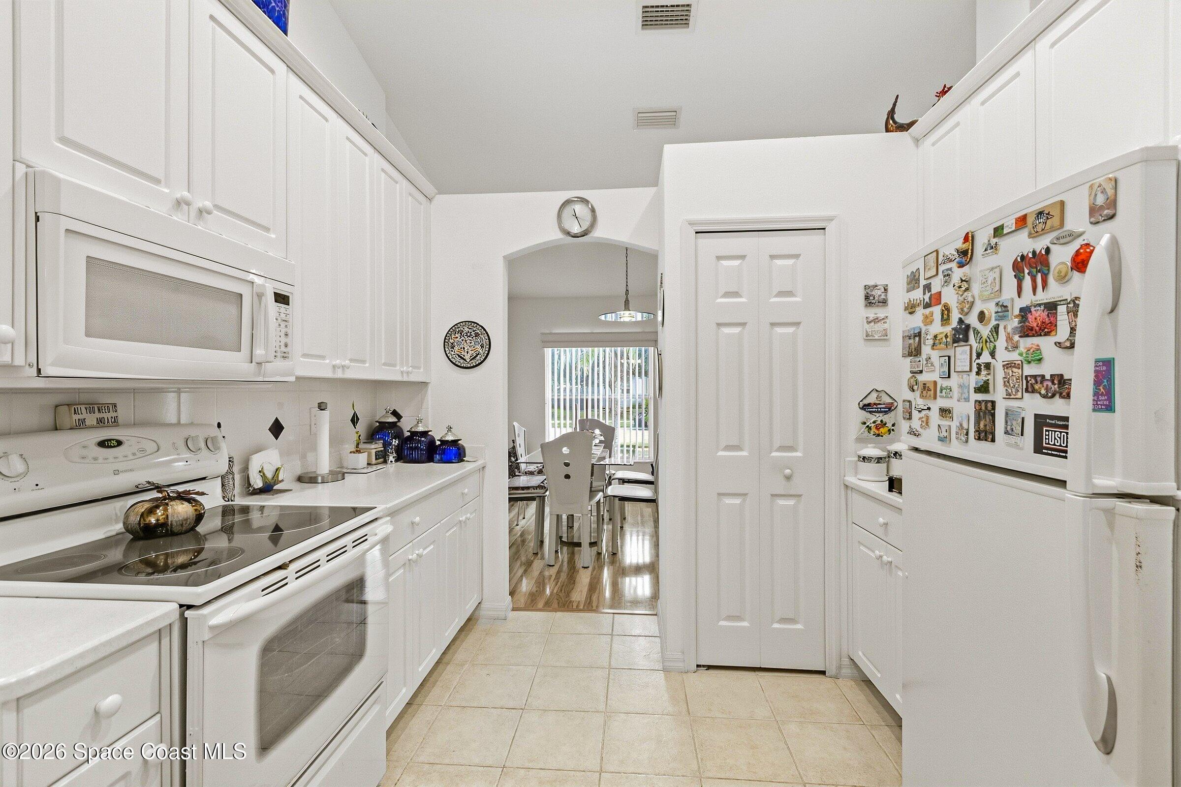 5512 Yaupon Holly Dr, Cocoa, FL 32927 photo