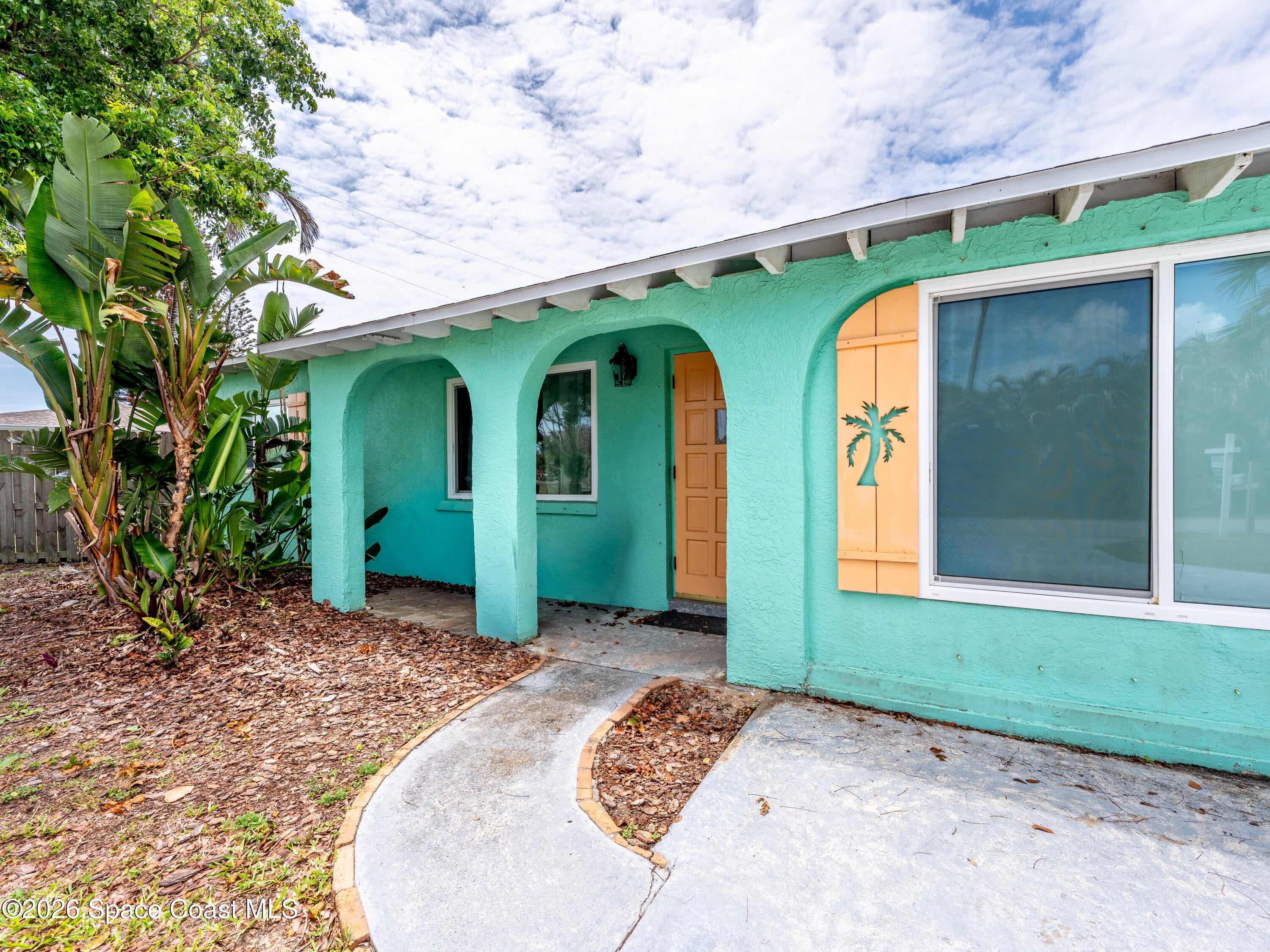 211 Avenida De Paz, Indialantic, FL 32903 photo