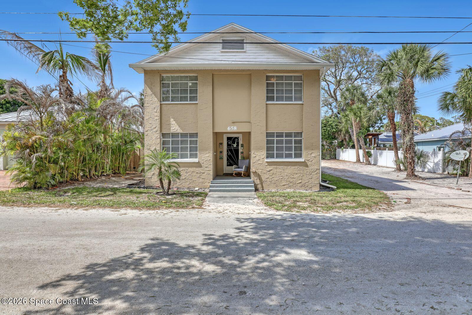 658 Young St, Melbourne, FL 32935 photo