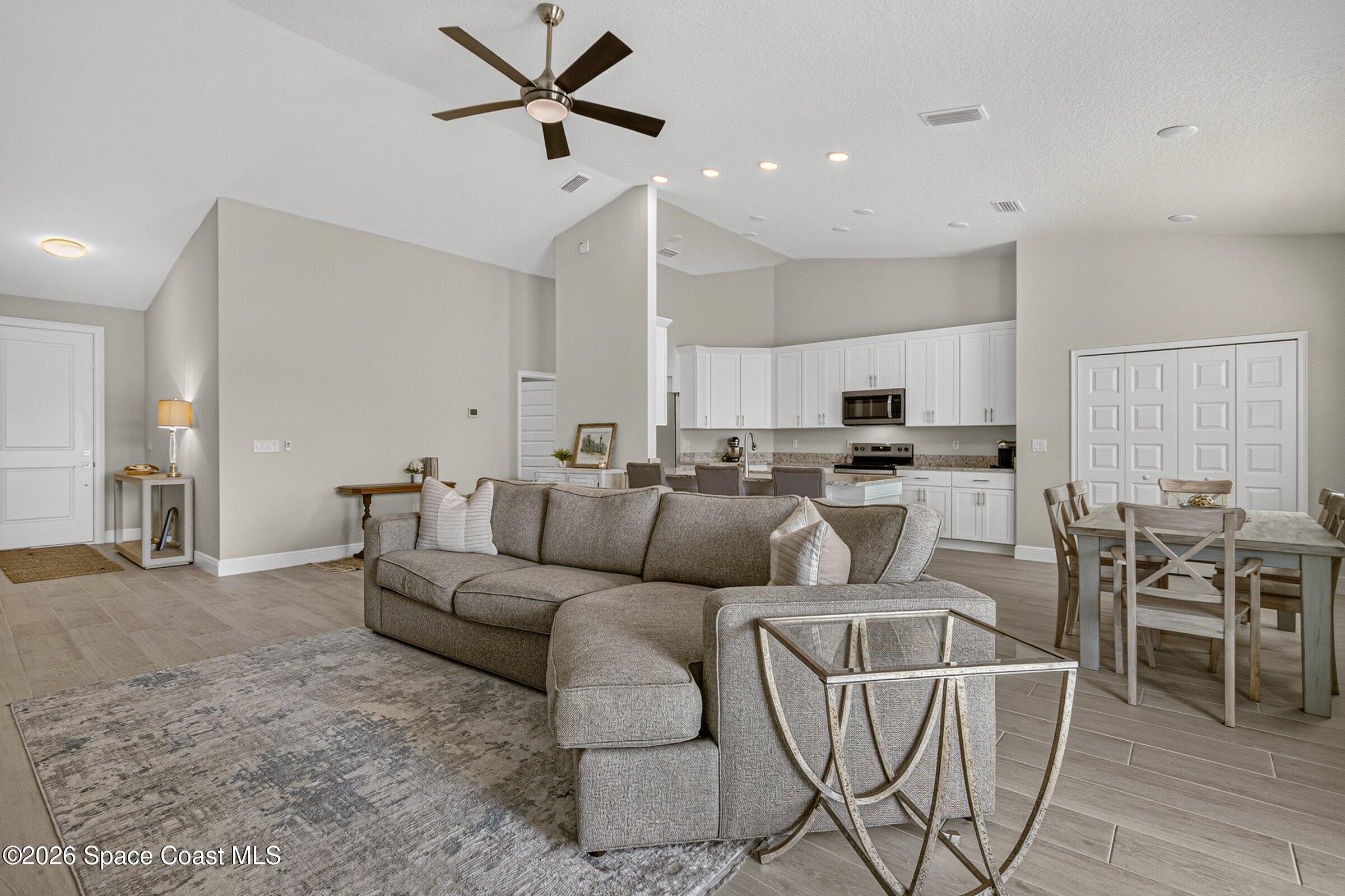2237 Iowa St, Melbourne, FL 32904 photo