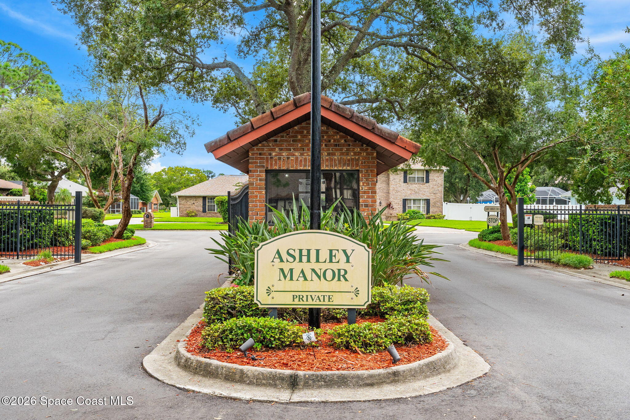 578 Lake Ashley Cir, West Melbourne, FL 32904 photo