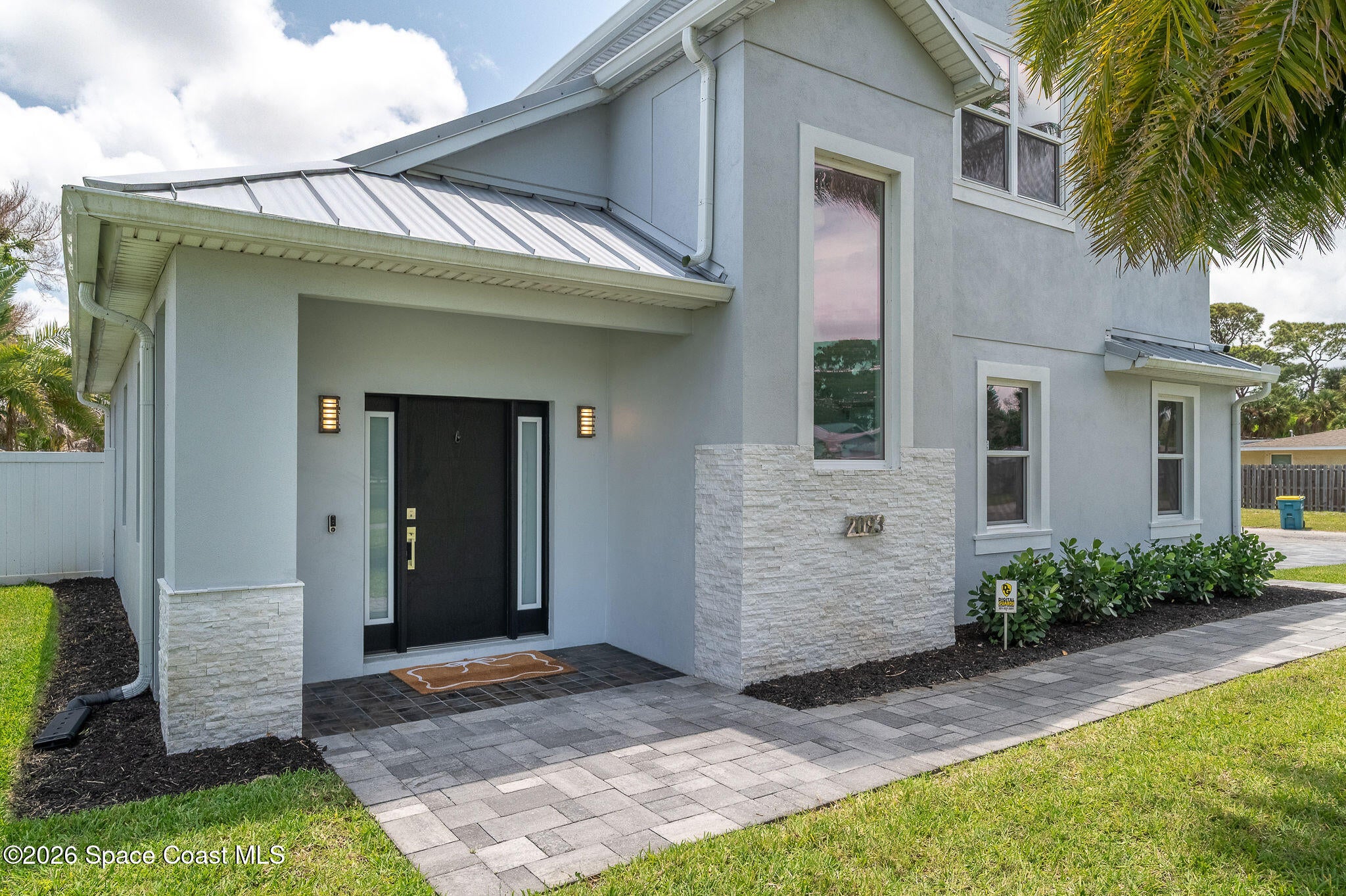 2093 Greenway Dr, Melbourne, FL 32901