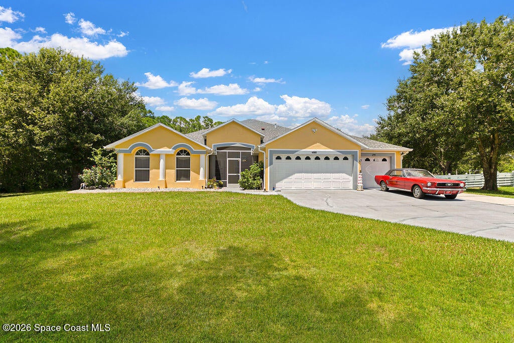 4980 Pinewood Pl, Cocoa, FL 32926