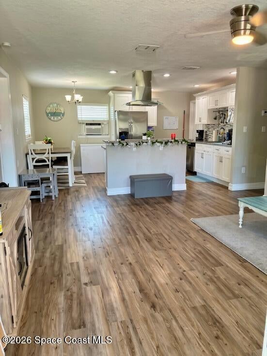 2394 Saint Dunston Ln, Melbourne, FL 32935 photo