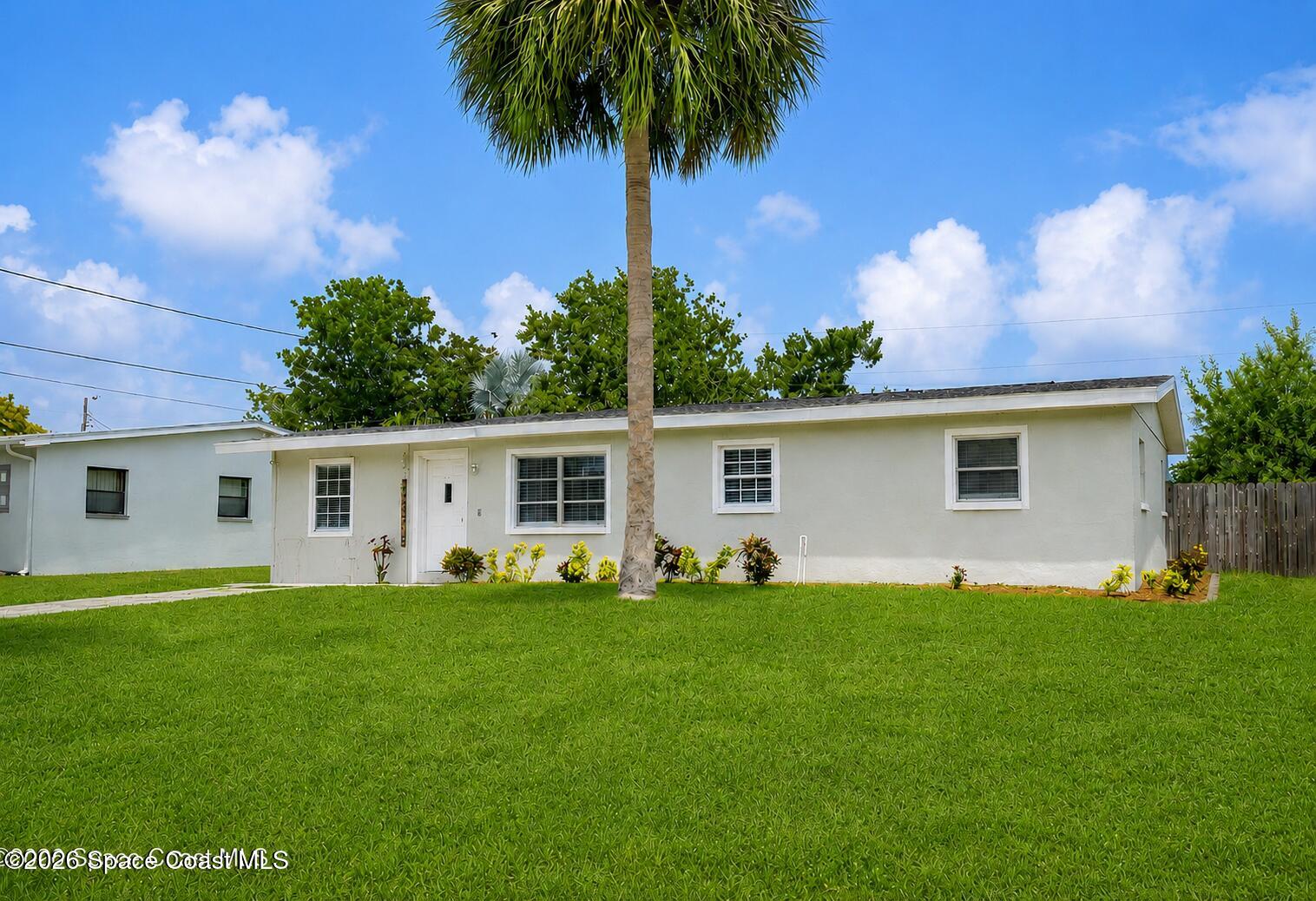 2394 Saint Dunston Ln, Melbourne, FL 32935