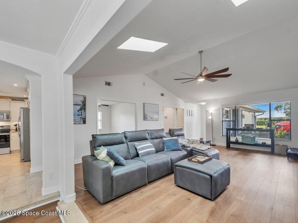 330 W Forest Trl, Vero Beach, FL 32962 photo
