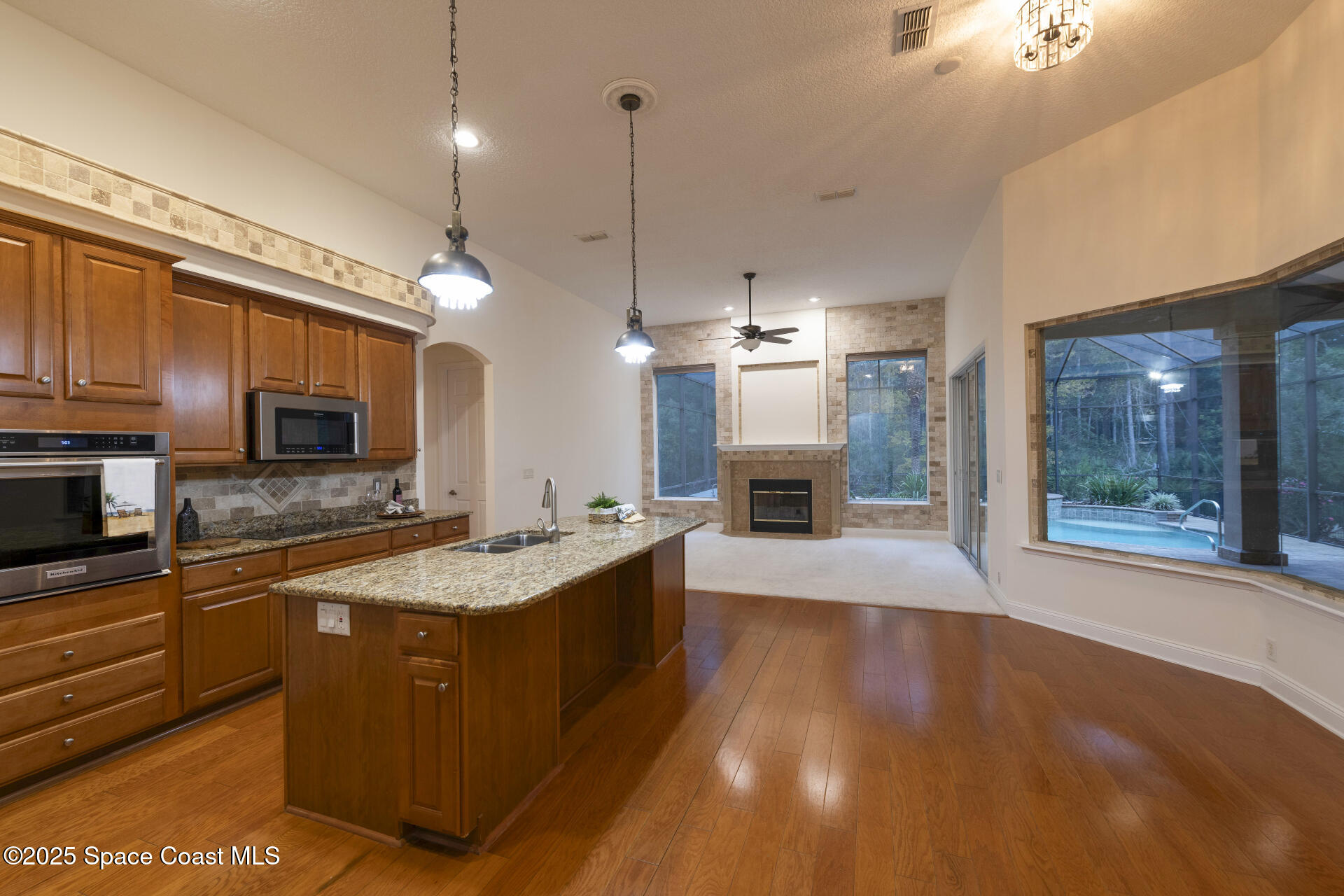Single Family Residence in Fernandina Beach FL 95070 Starling Court 10.jpg