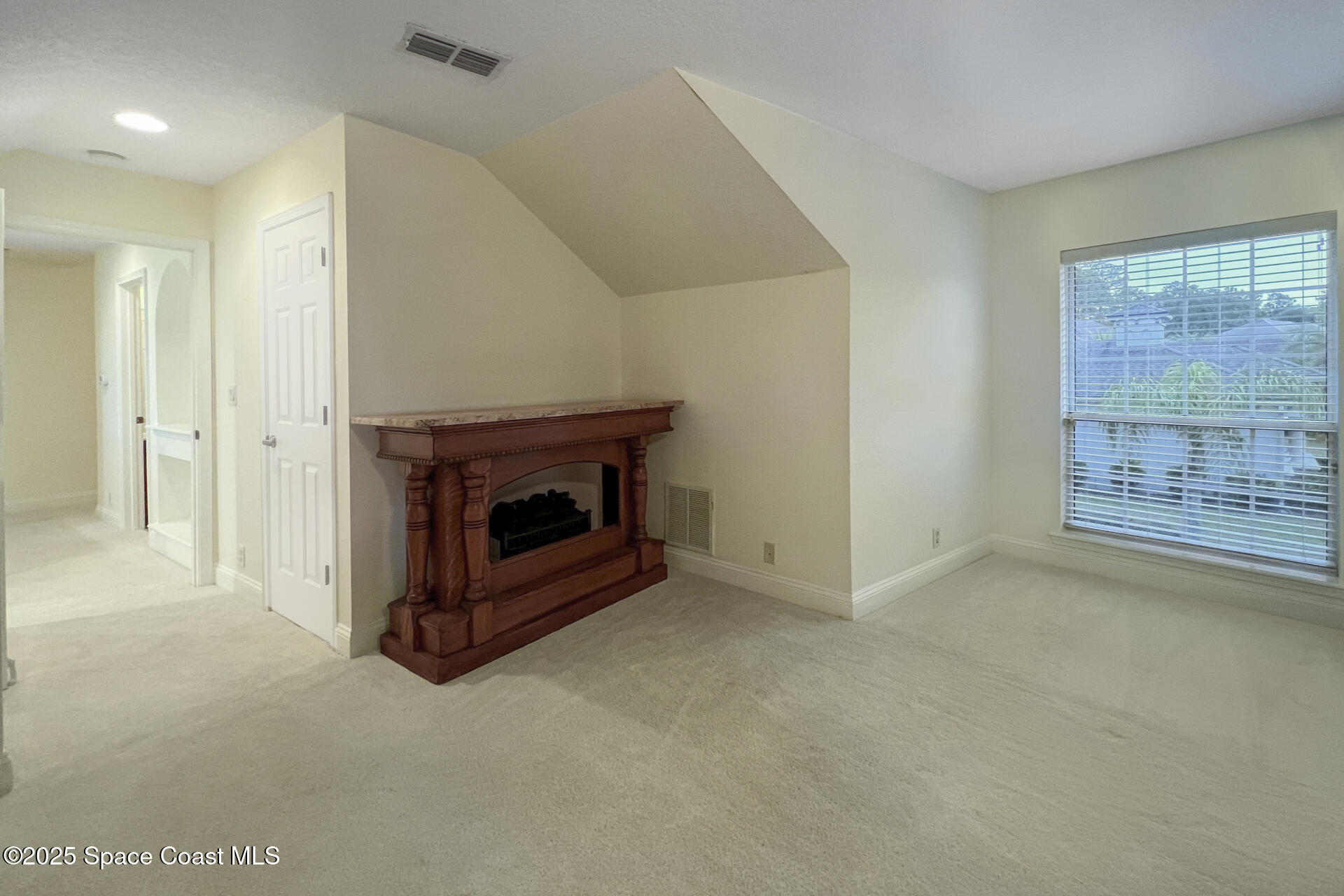 Single Family Residence in Fernandina Beach FL 95070 Starling Court 37.jpg