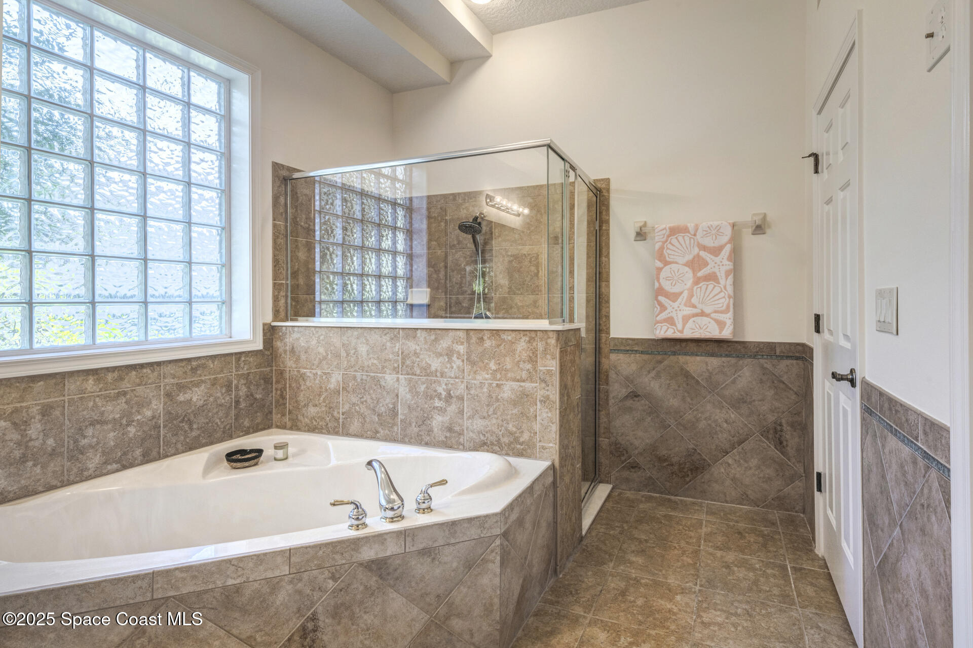 Single Family Residence in Fernandina Beach FL 95070 Starling Court 23.jpg
