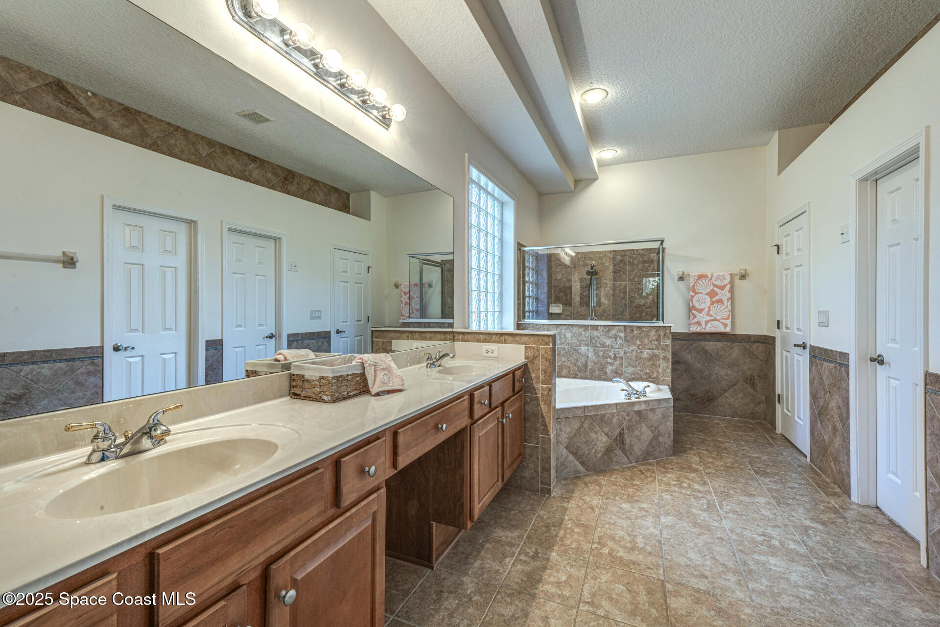 Single Family Residence in Fernandina Beach FL 95070 Starling Court 22.jpg