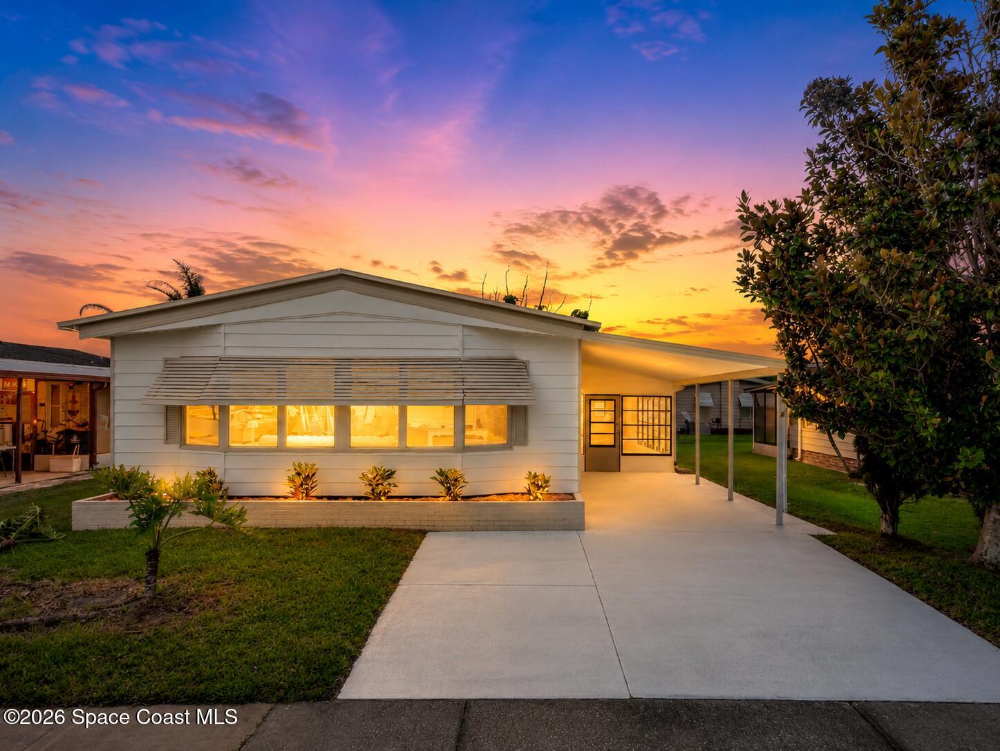 1945 Live Oak St, Palm Bay, FL 32905