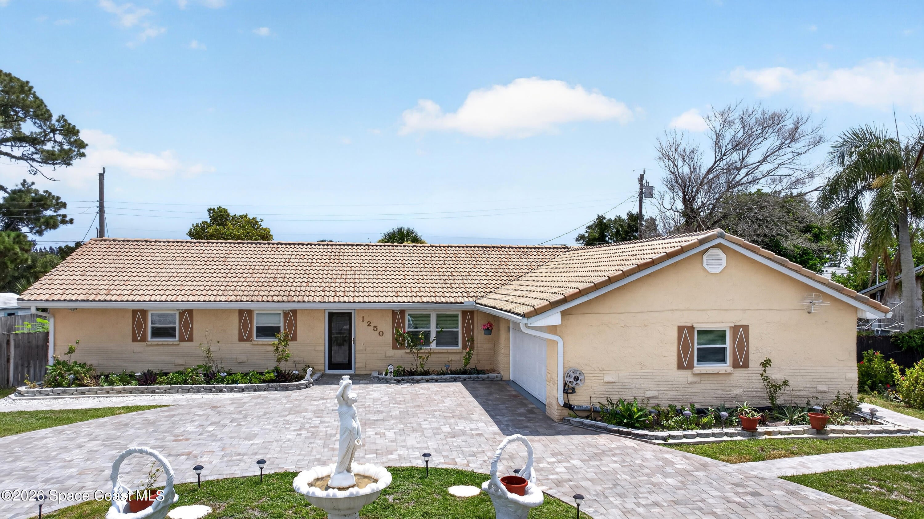 1250 Newfound Harbor Dr, Merritt Island, FL 32952